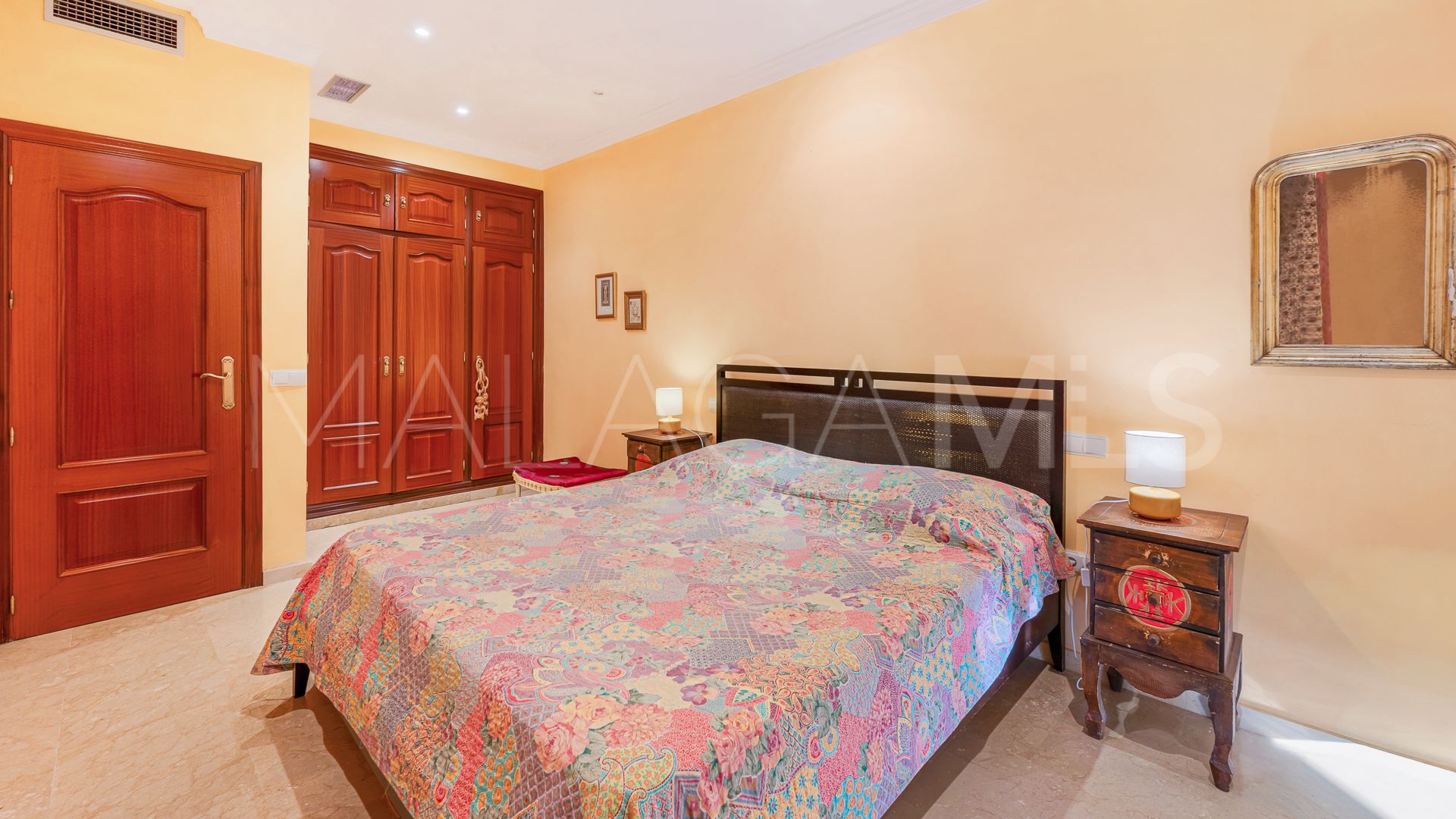 Villa for sale in Rio Real