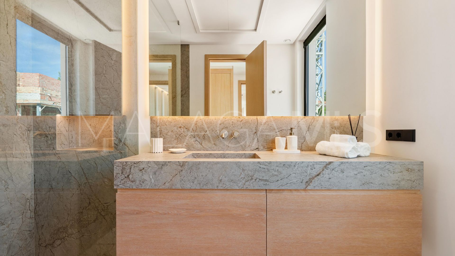 Villa for sale in San Pedro Playa