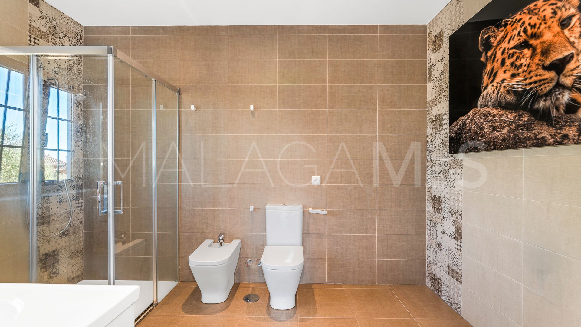 Se vende villa in El Rosario with 5 bedrooms