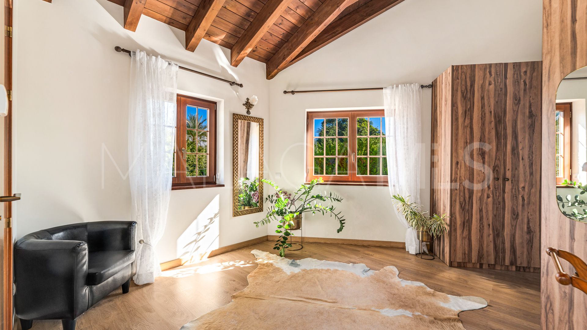 Se vende villa in El Rosario with 5 bedrooms