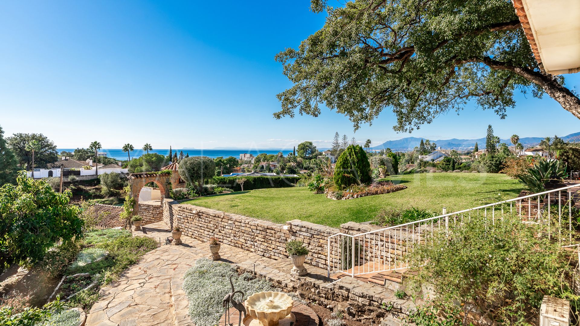 Villa for sale in El Rosario