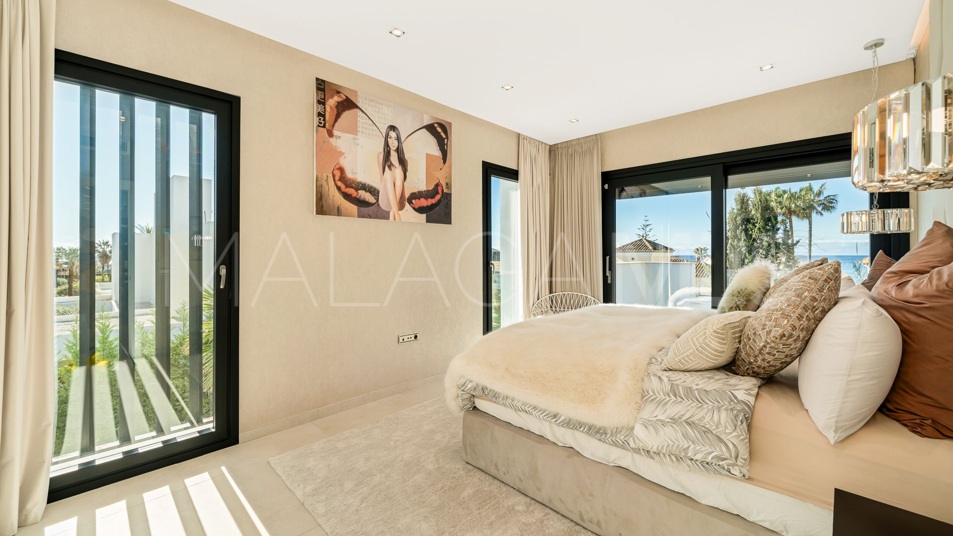 Villa for sale in Las Chapas