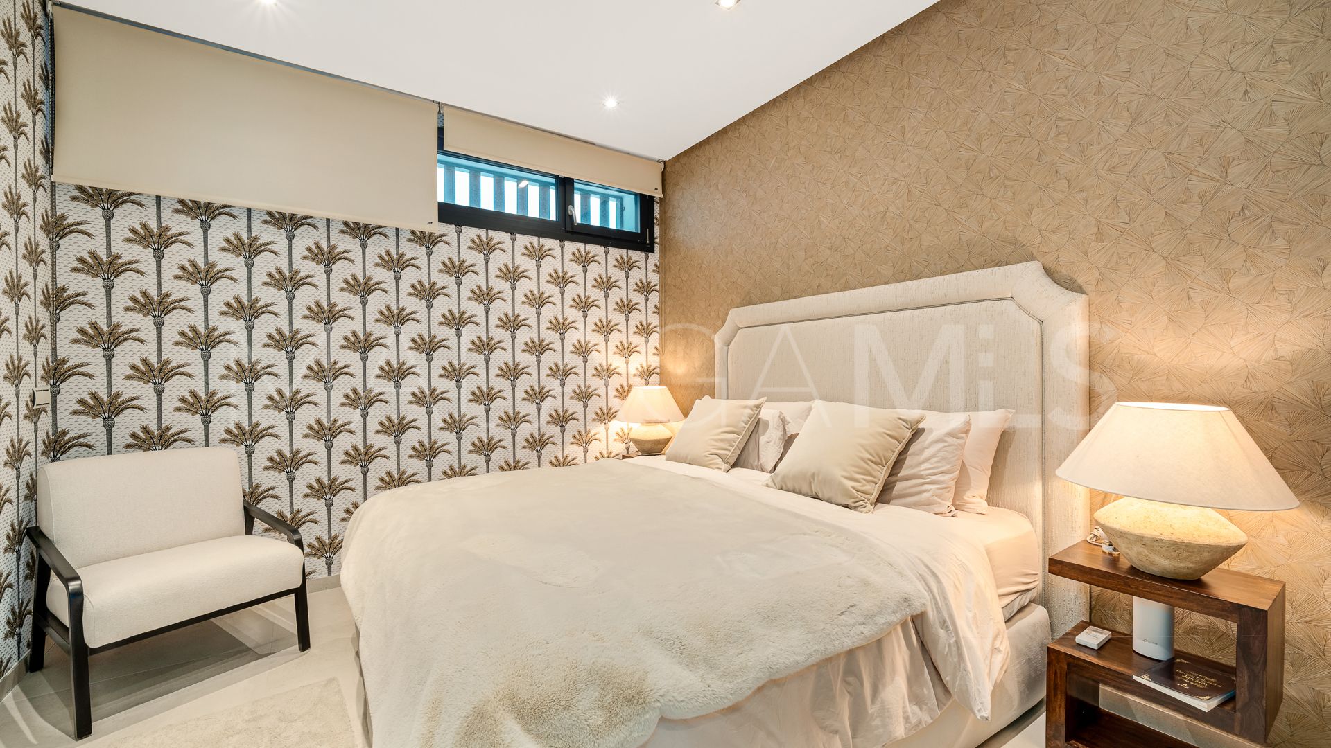 Villa for sale in Las Chapas