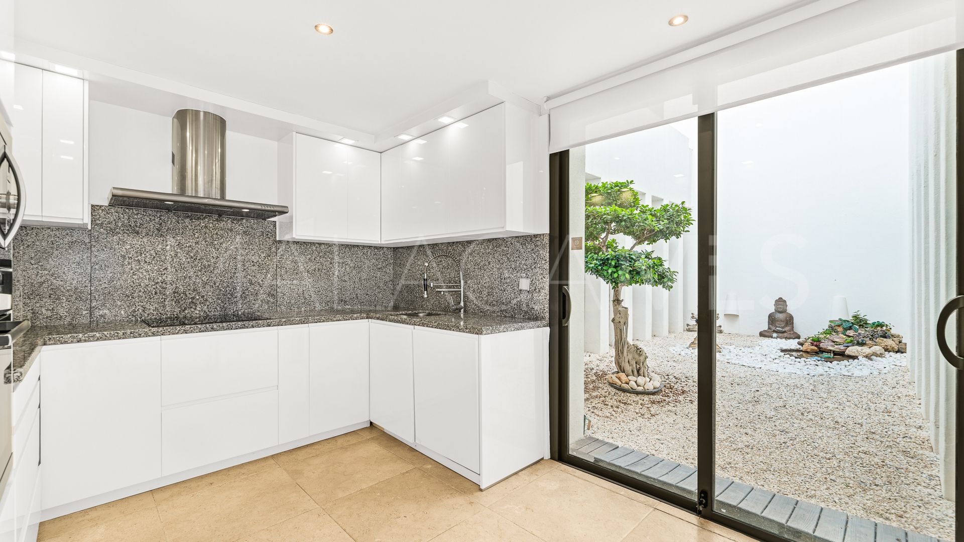 Appartement rez de chaussée for sale in Los Flamingos Golf