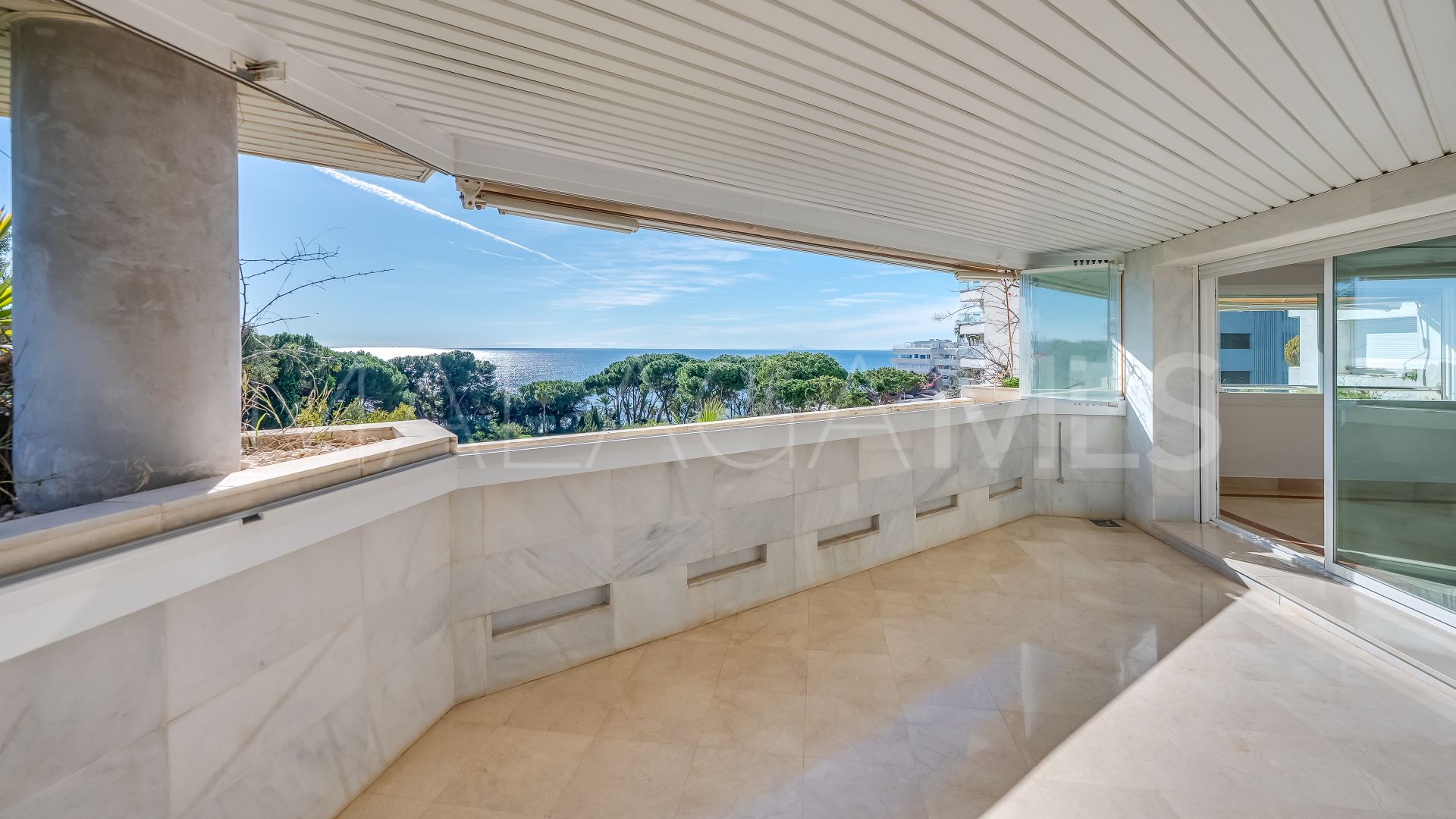 Lägenhet for sale in Marbella Golden Mile