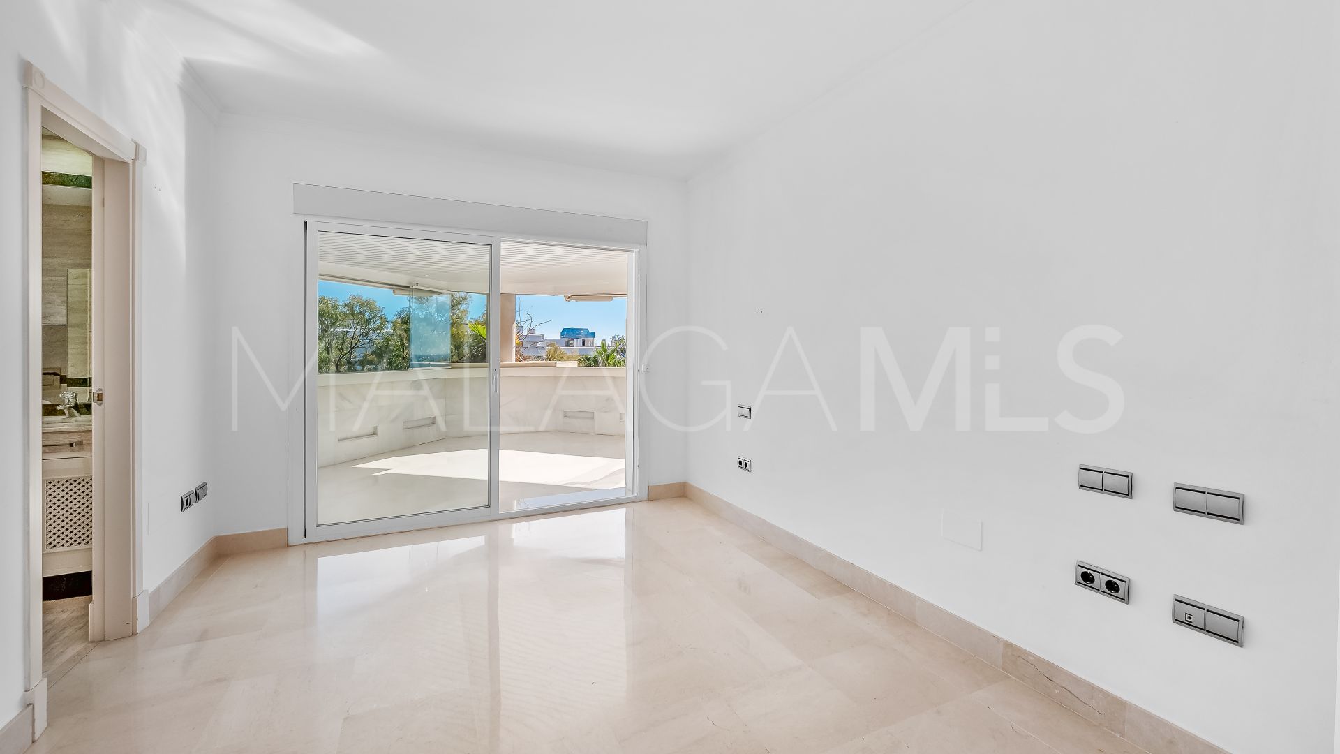 Lägenhet for sale in Marbella Golden Mile