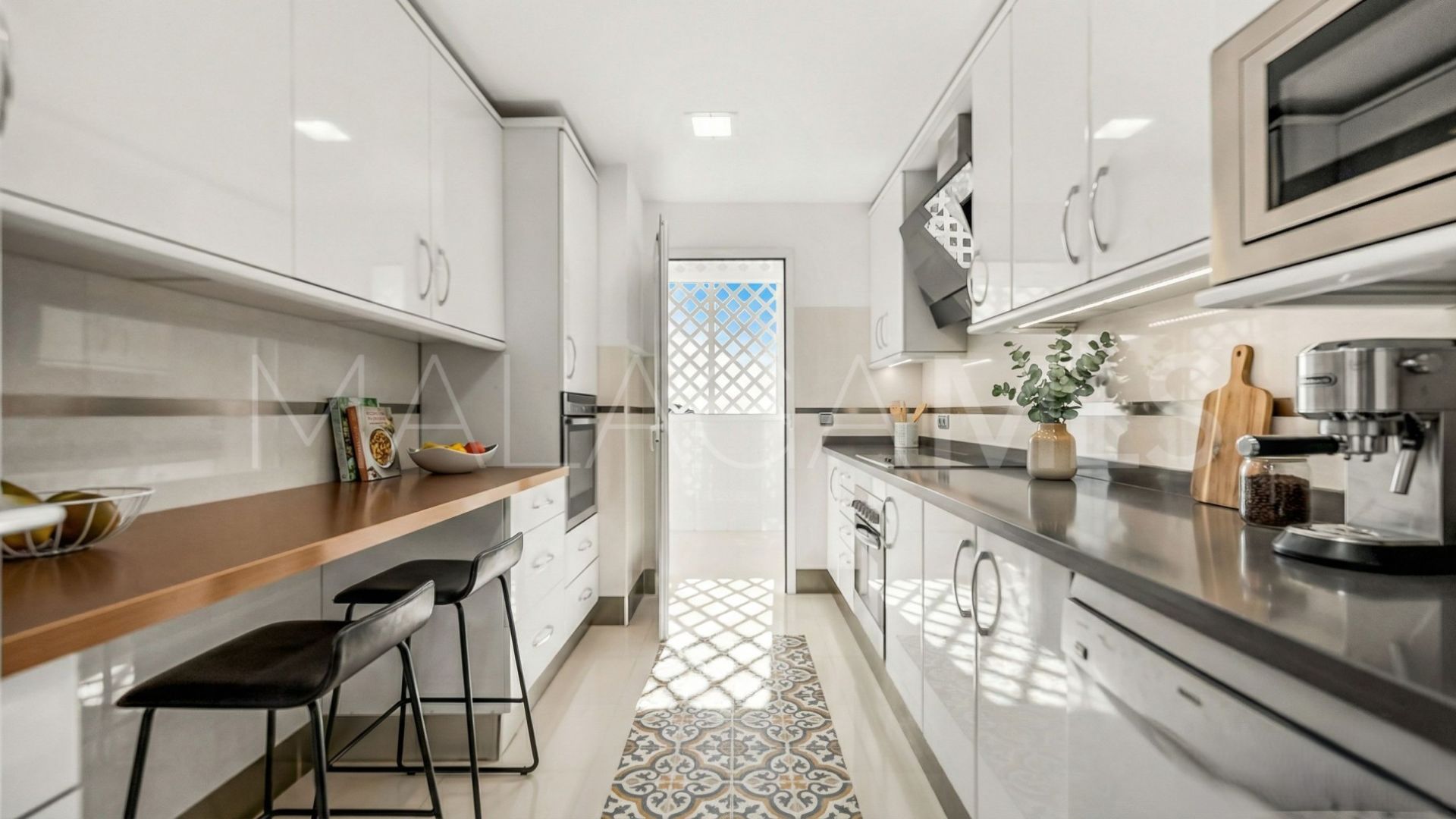 Buy apartment in Beach Side Golden Mile with 3 bedrooms