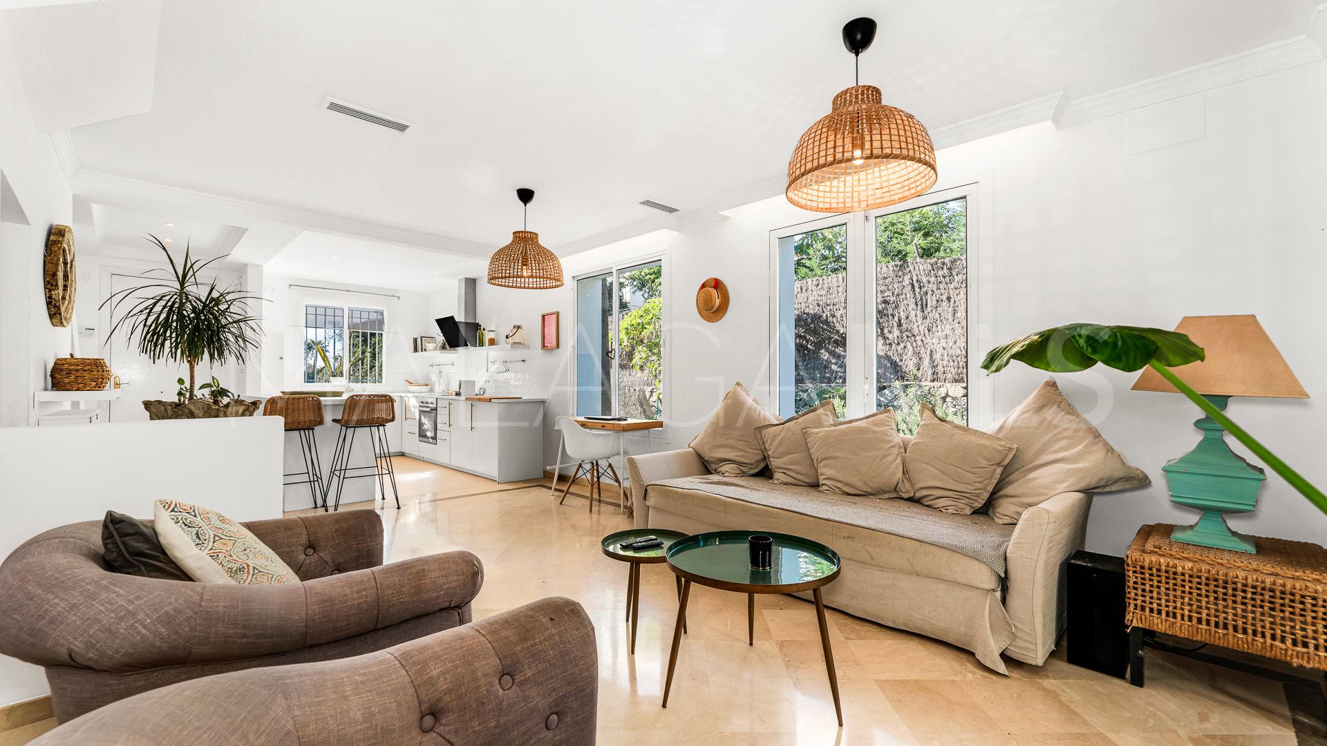 Se vende adosado de 3 bedrooms in Nueva Andalucia