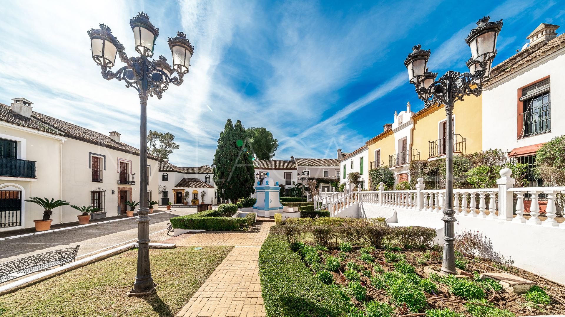 Reihenhaus for sale in Guadalmina Baja