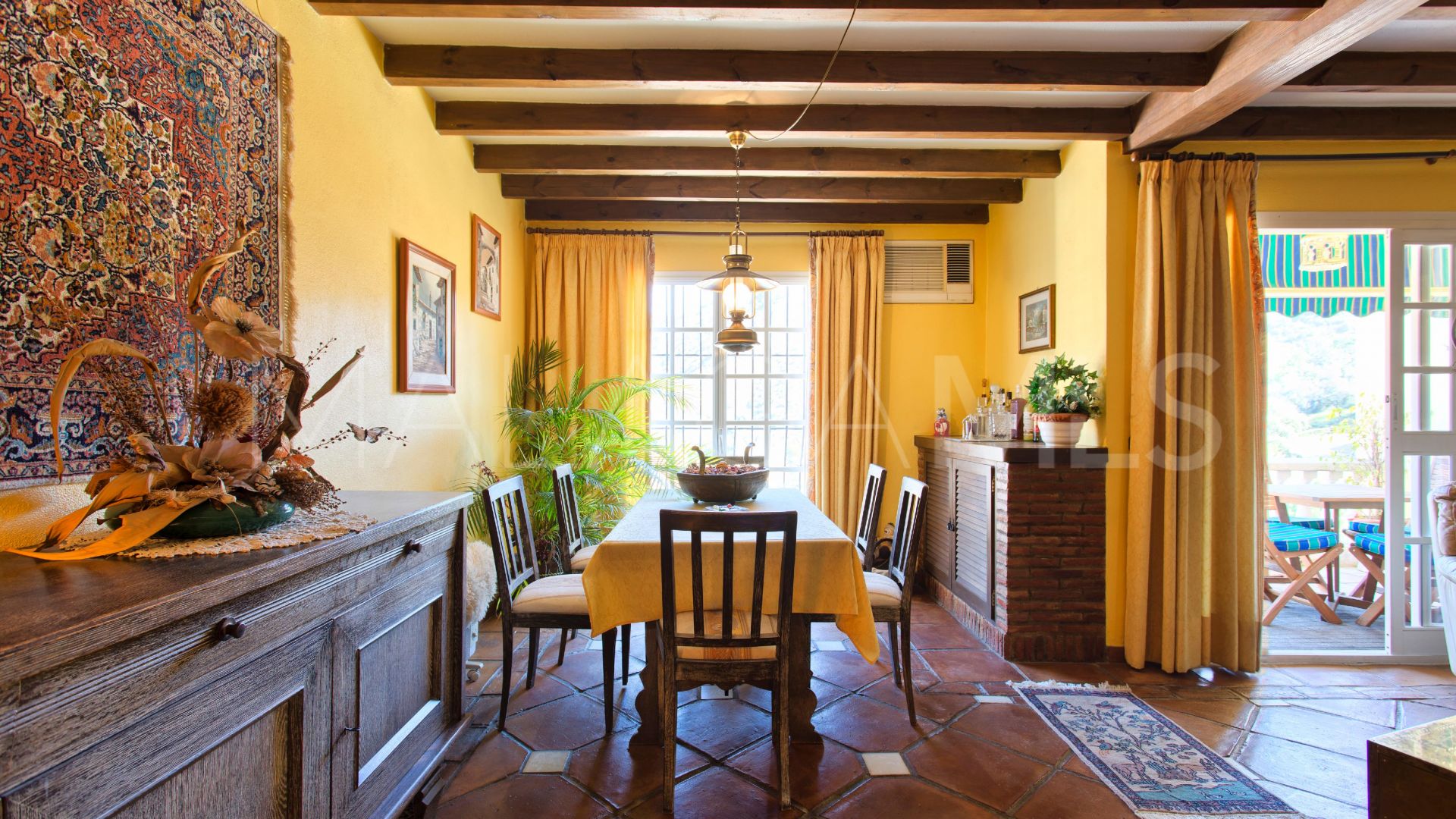 Reihenhaus for sale in Benahavis Centro