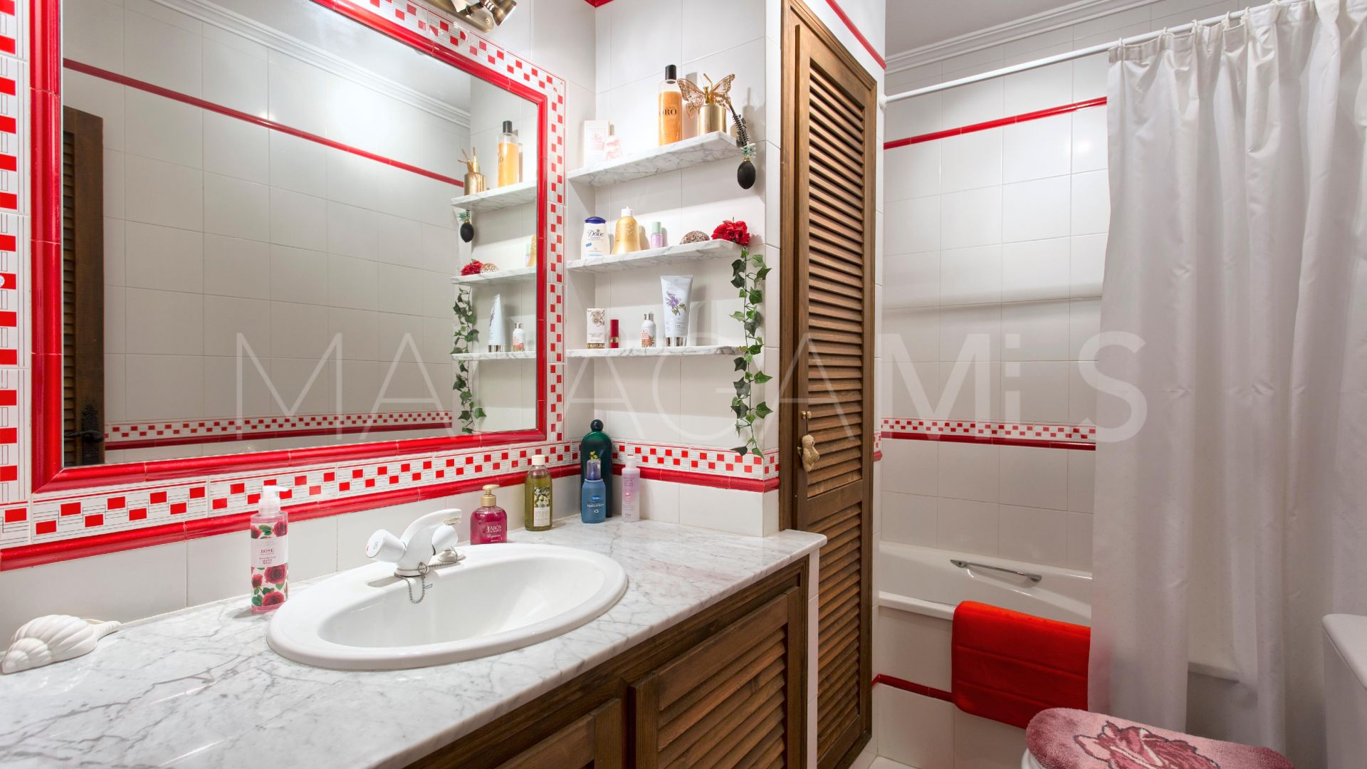 Reihenhaus for sale in Benahavis Centro