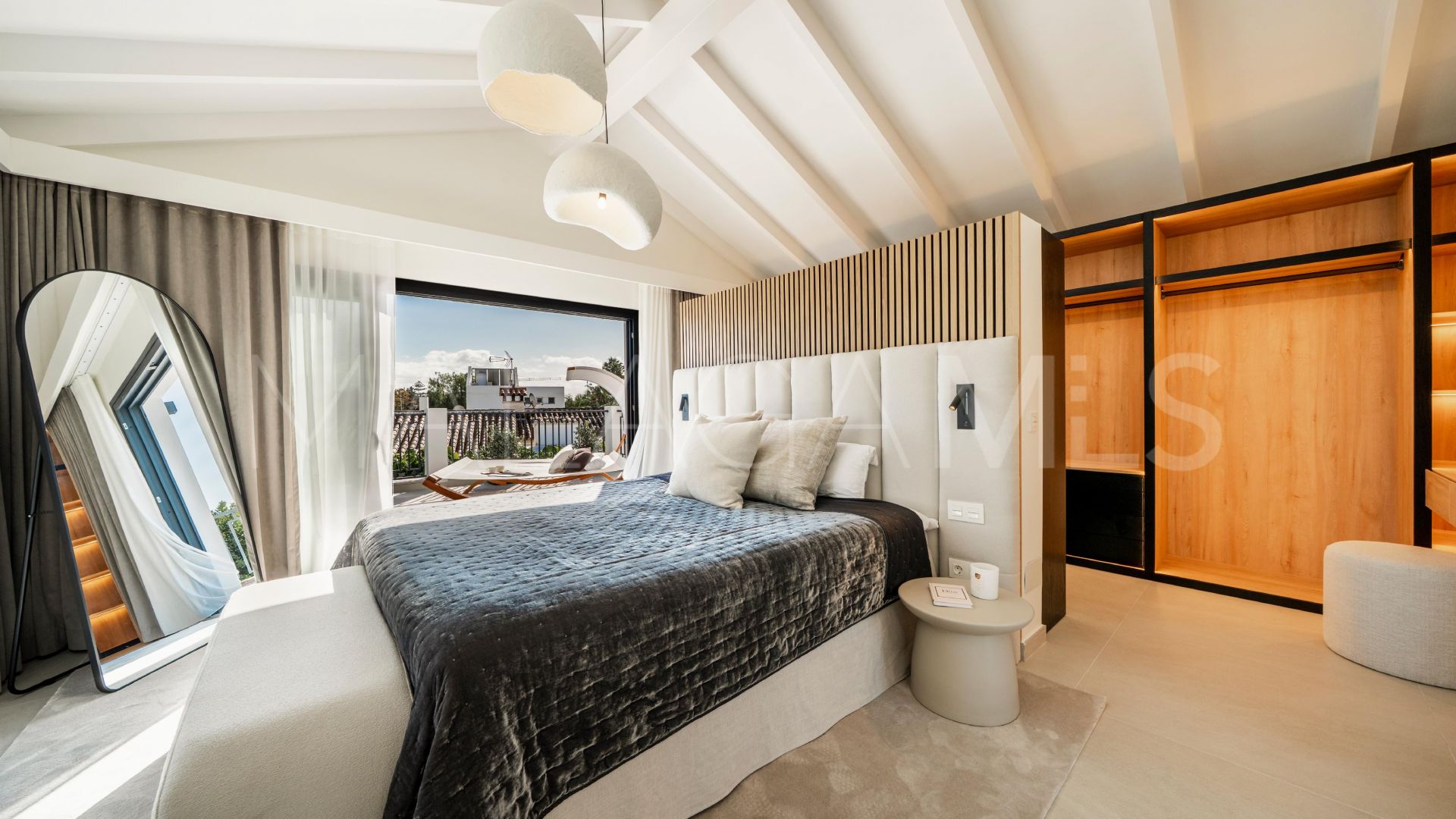 Villa for sale in San Pedro Playa