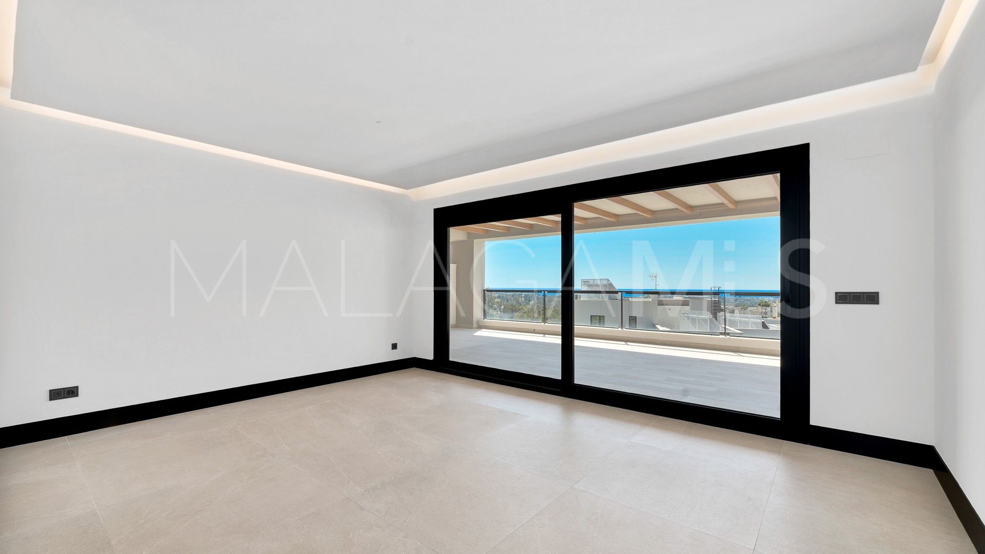 Nueva Andalucia, apartamento de 2 bedrooms for sale