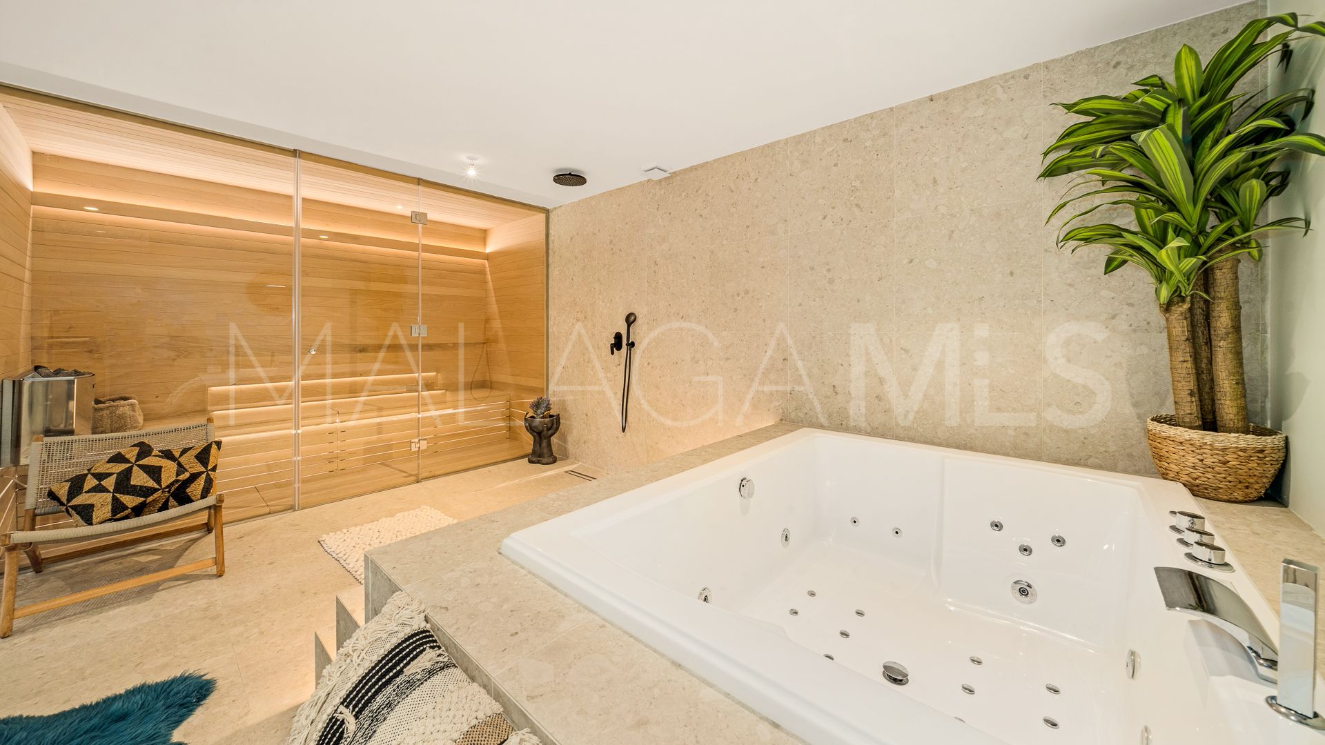 Reihenhaus for sale in Golden Mile
