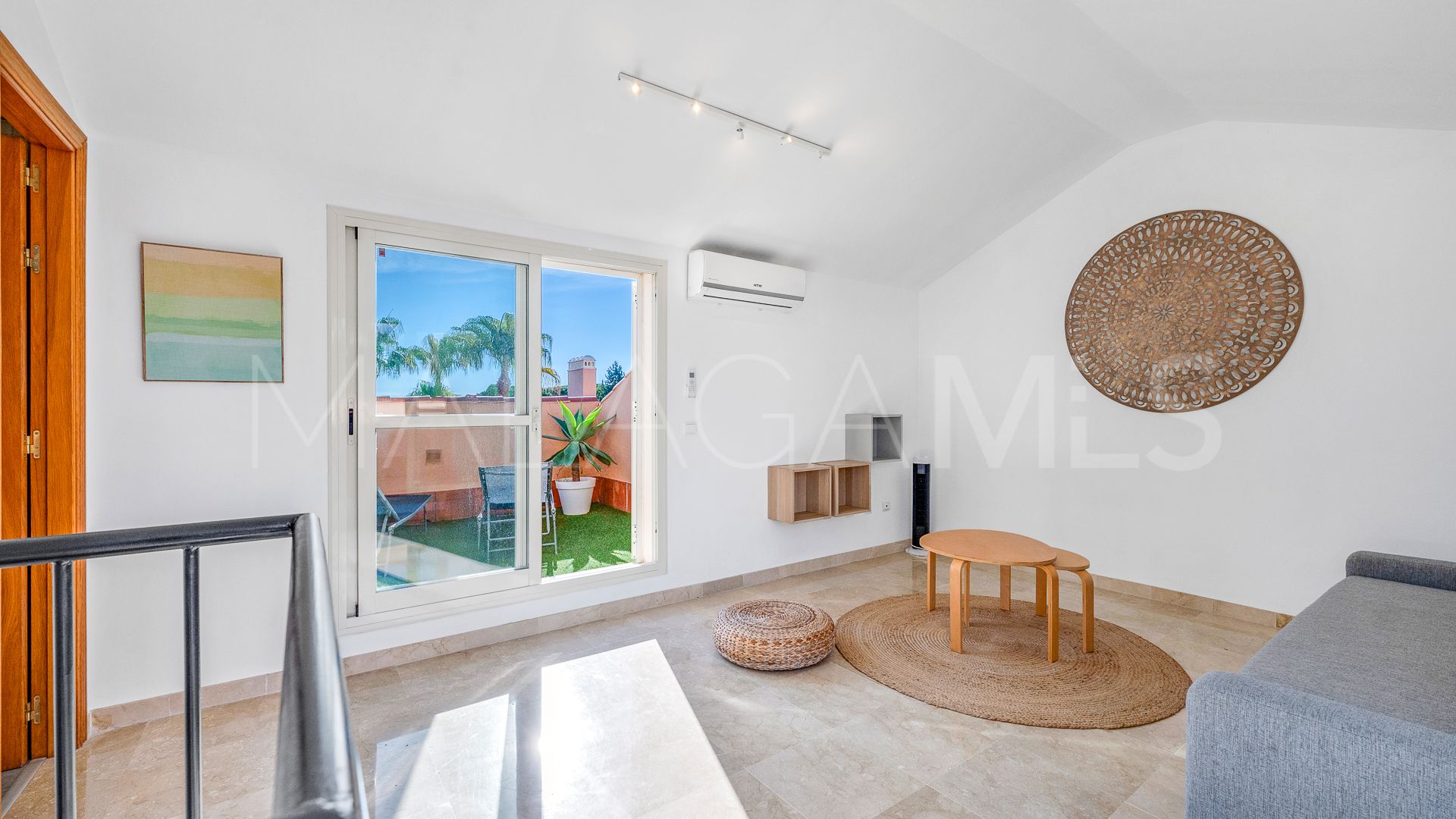 Duplex for sale in Marbesa