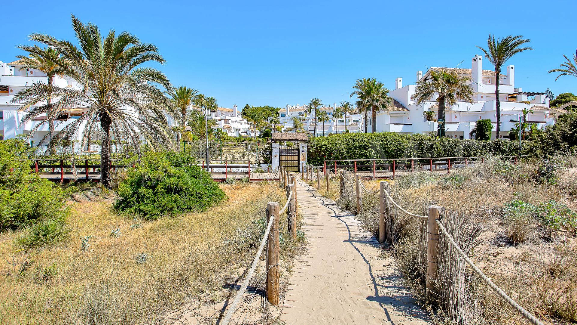 Los Monteros 3 bedrooms ground floor apartment for sale