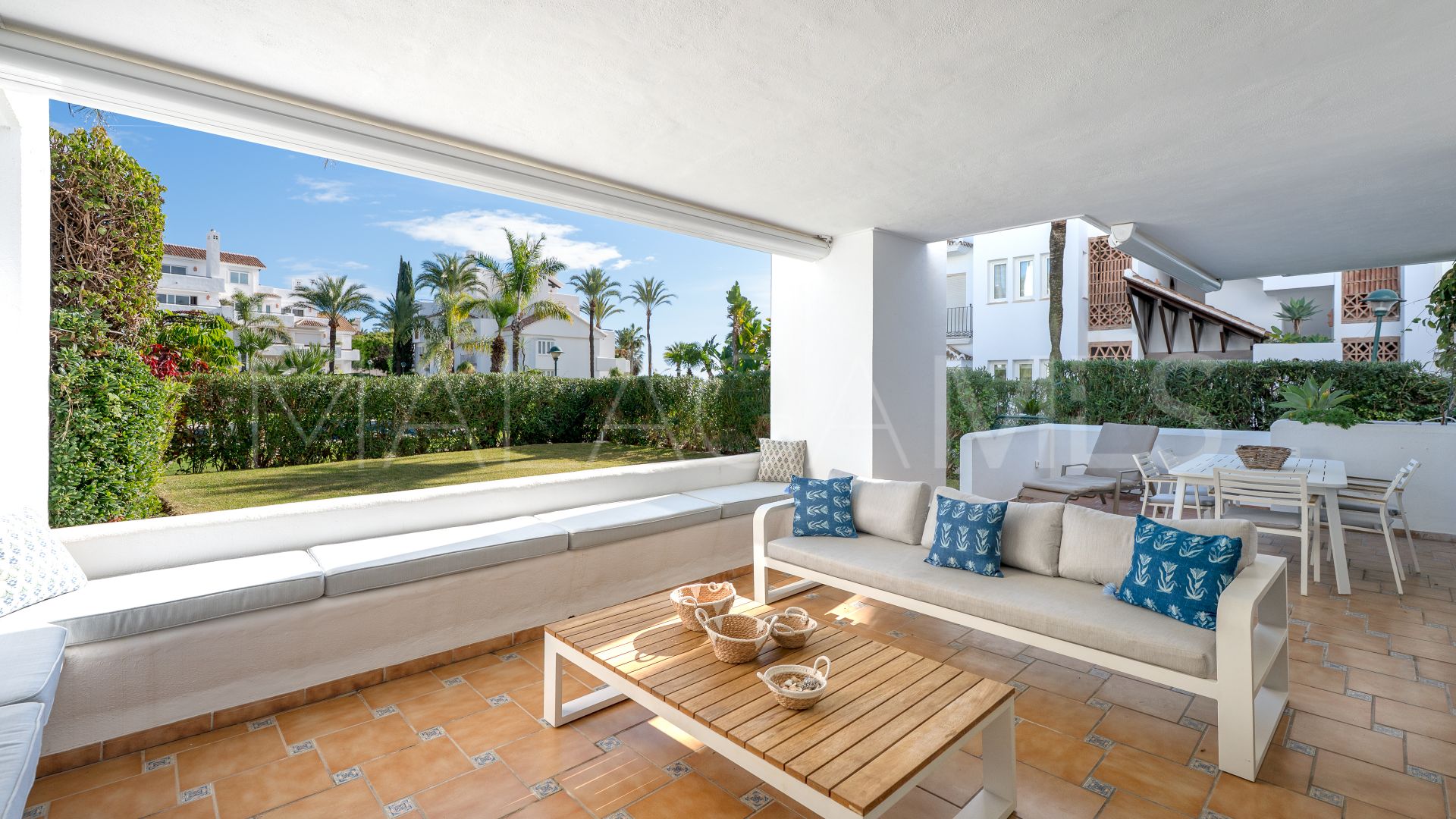 Los Monteros 3 bedrooms ground floor apartment for sale