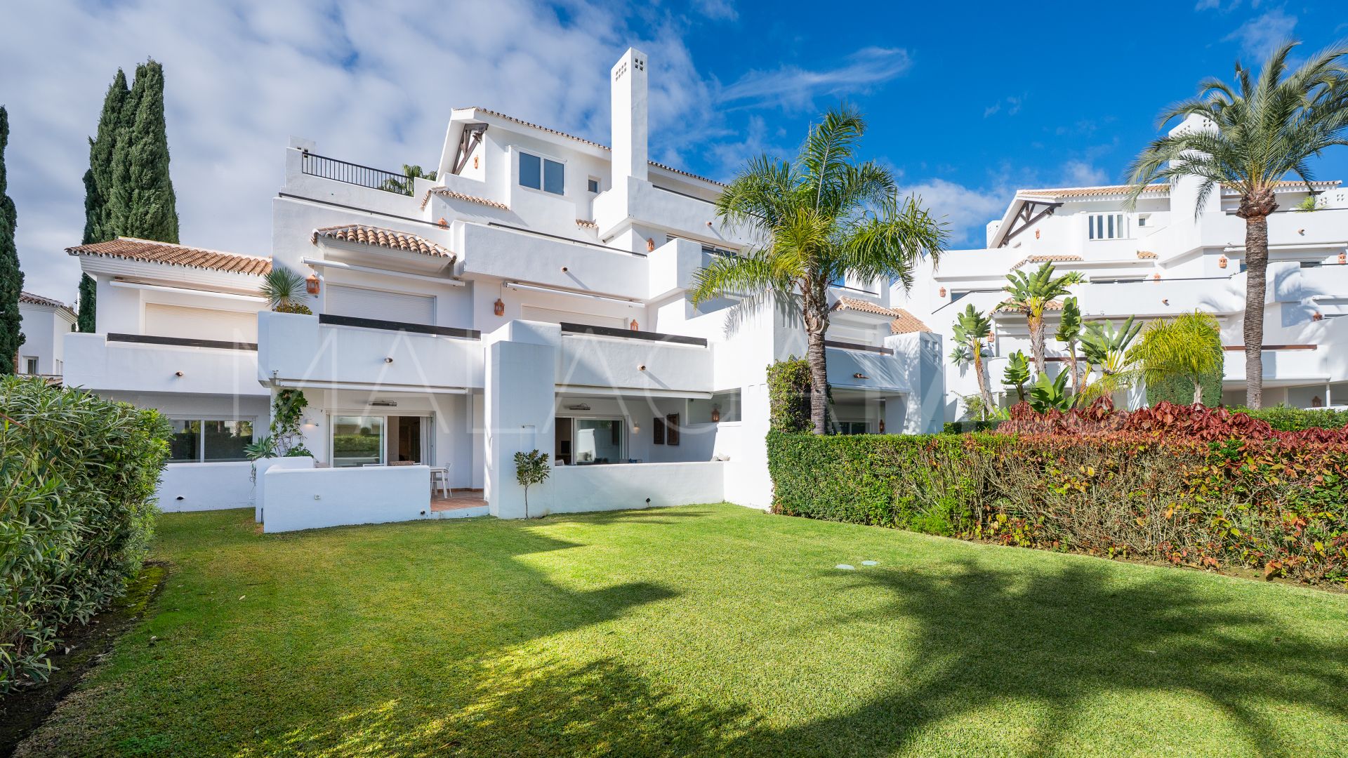 Los Monteros 3 bedrooms ground floor apartment for sale