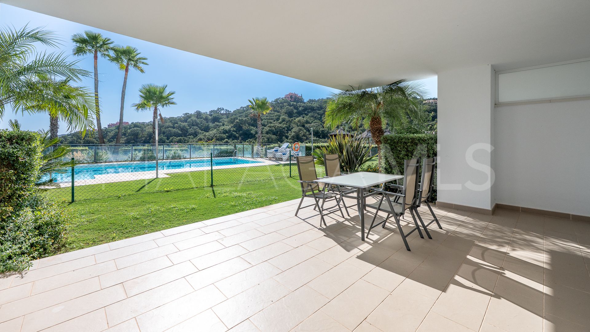 Markplanslägenhet for sale in La Mairena