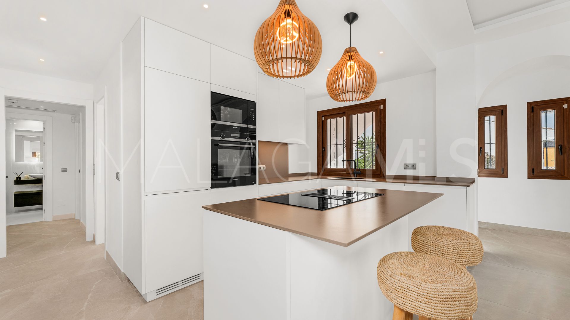 Erdgeschosswohnung for sale in Nueva Andalucia