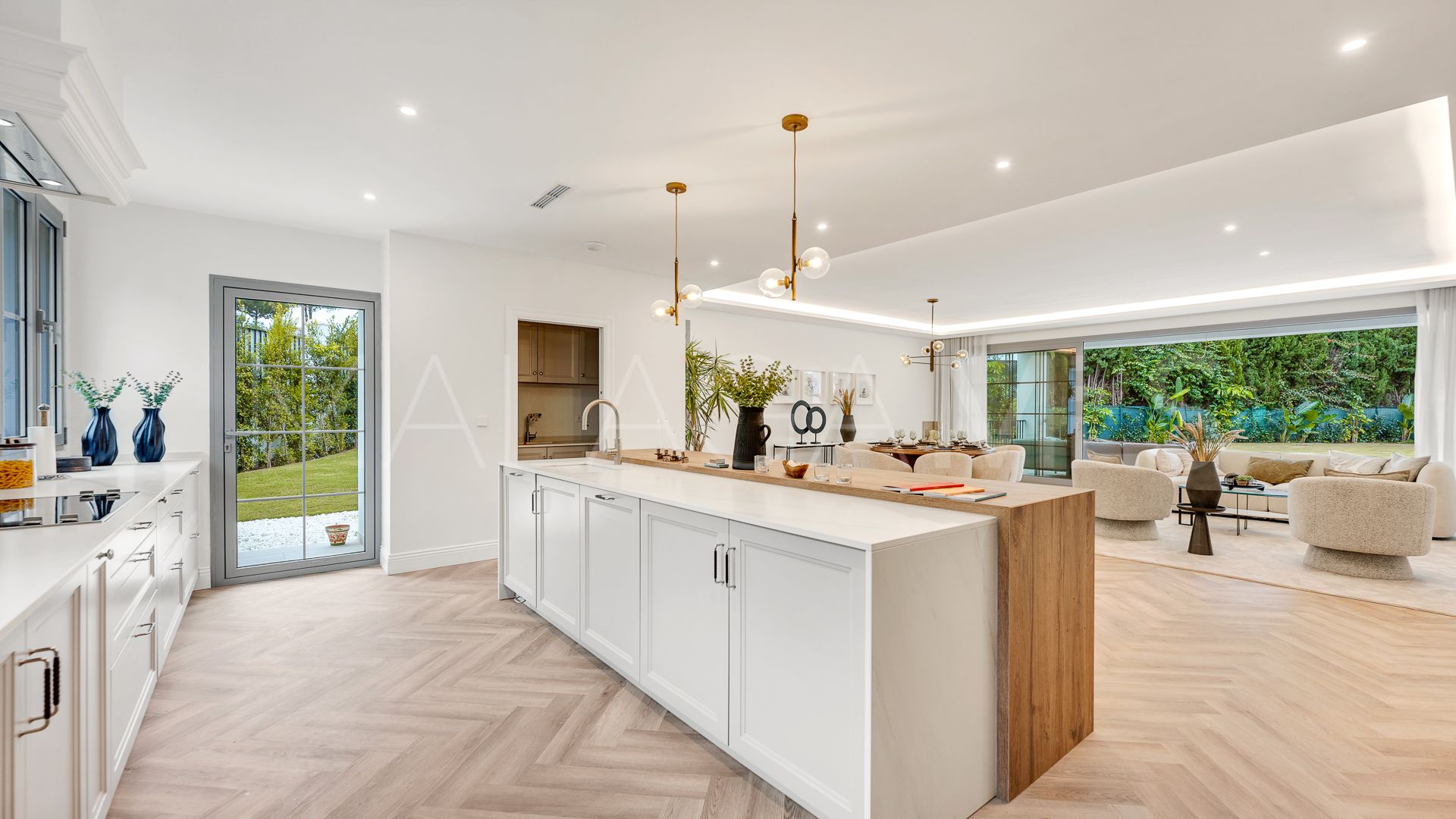 Villa for sale in Los Arqueros