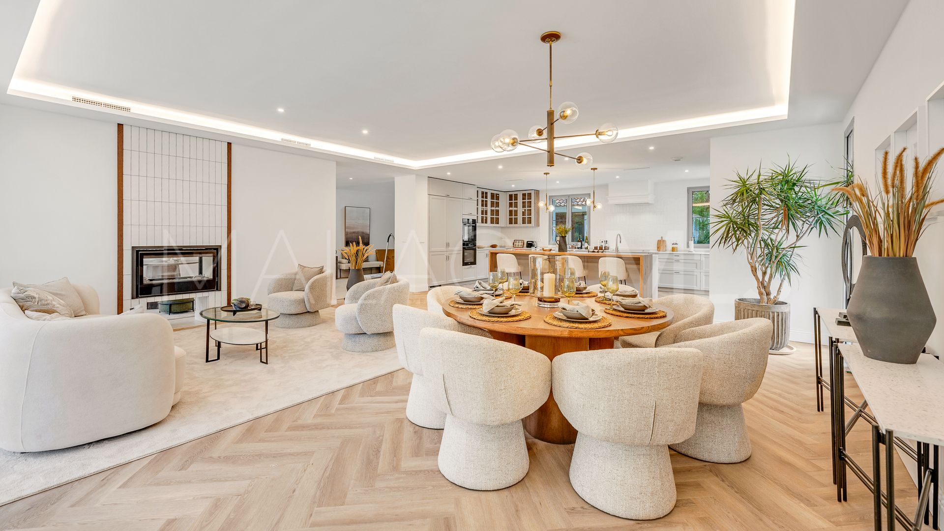 Villa for sale in Los Arqueros