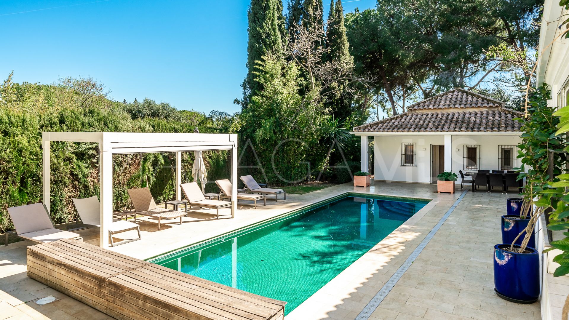 Villa for sale in Guadalmina Alta