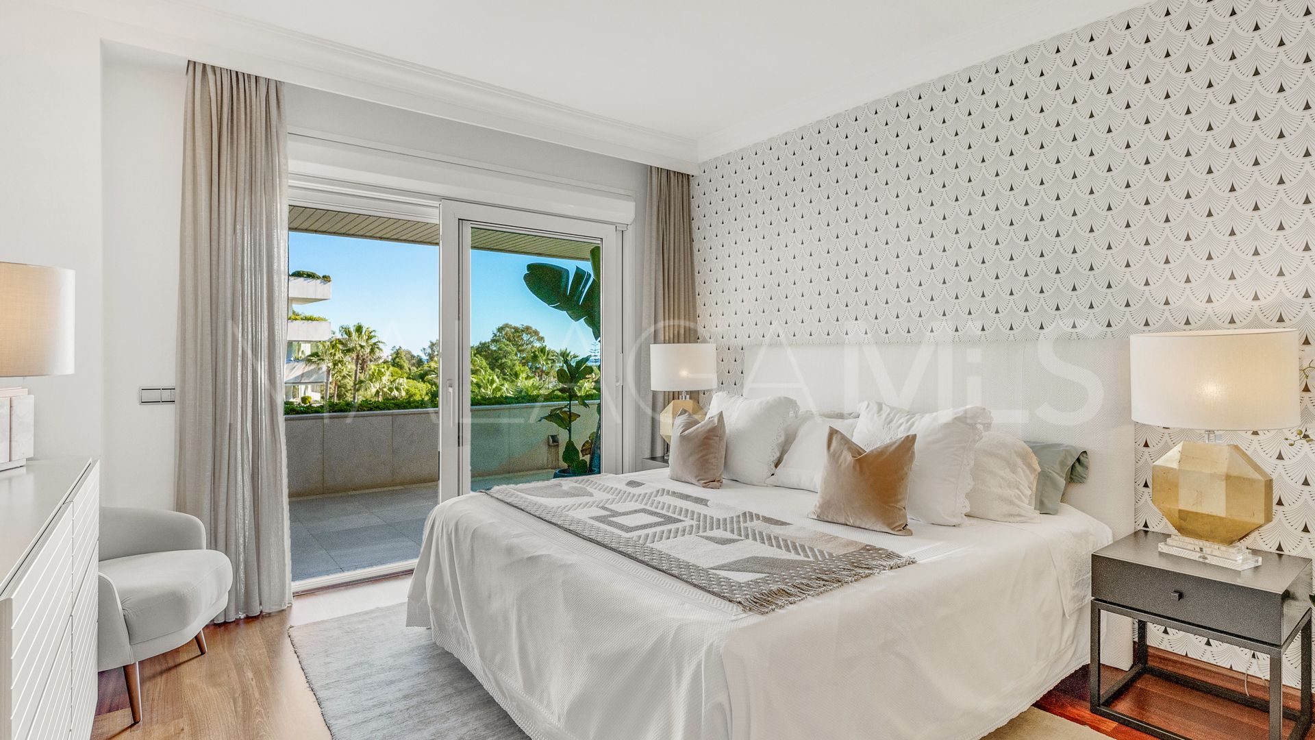 Apartment for sale in Marbella - Puerto Banus