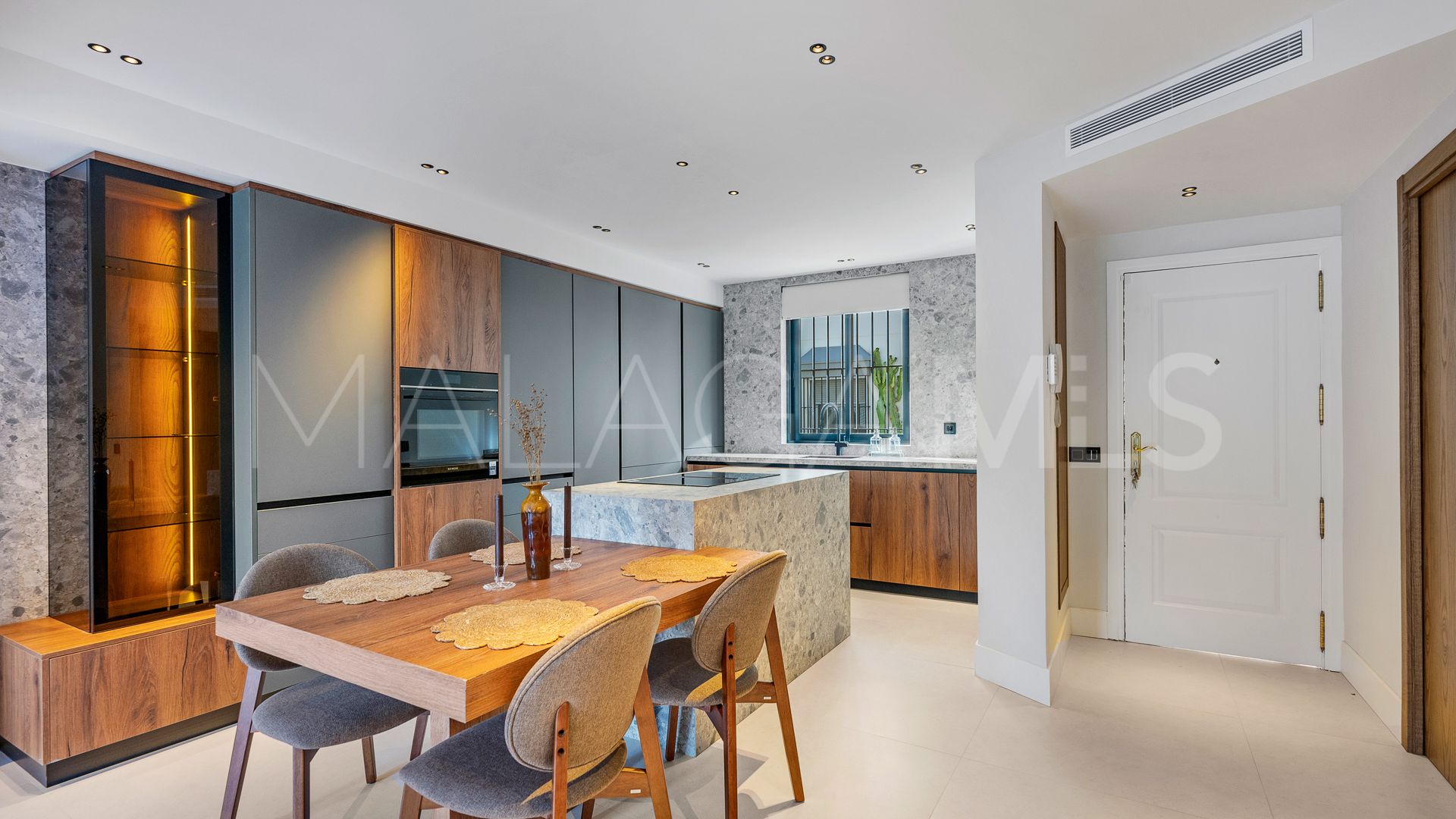 Adosado for sale in Marbella - Puerto Banus