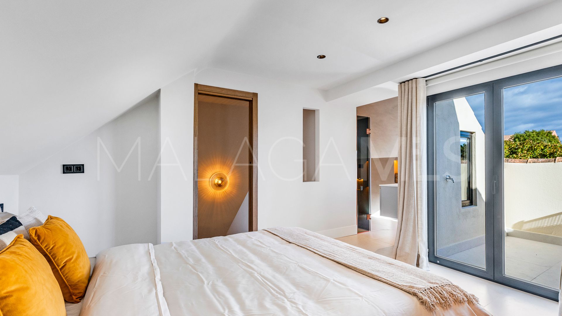 Adosado for sale in Marbella - Puerto Banus