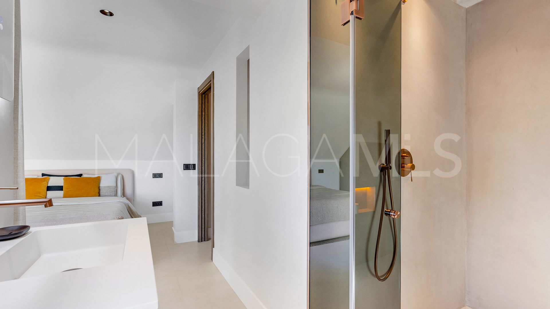 Adosado for sale in Marbella - Puerto Banus