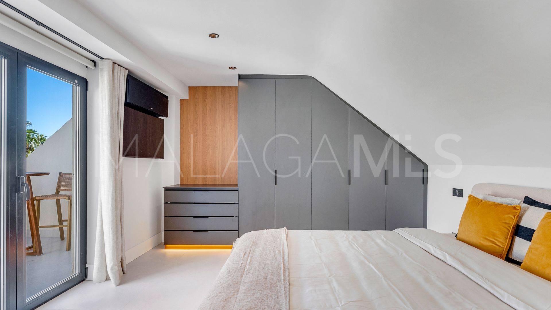 Adosado for sale in Marbella - Puerto Banus