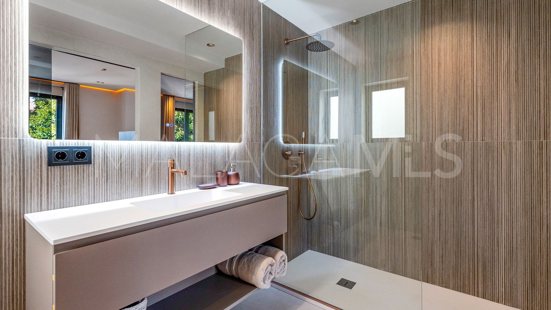 Adosado for sale in Marbella - Puerto Banus