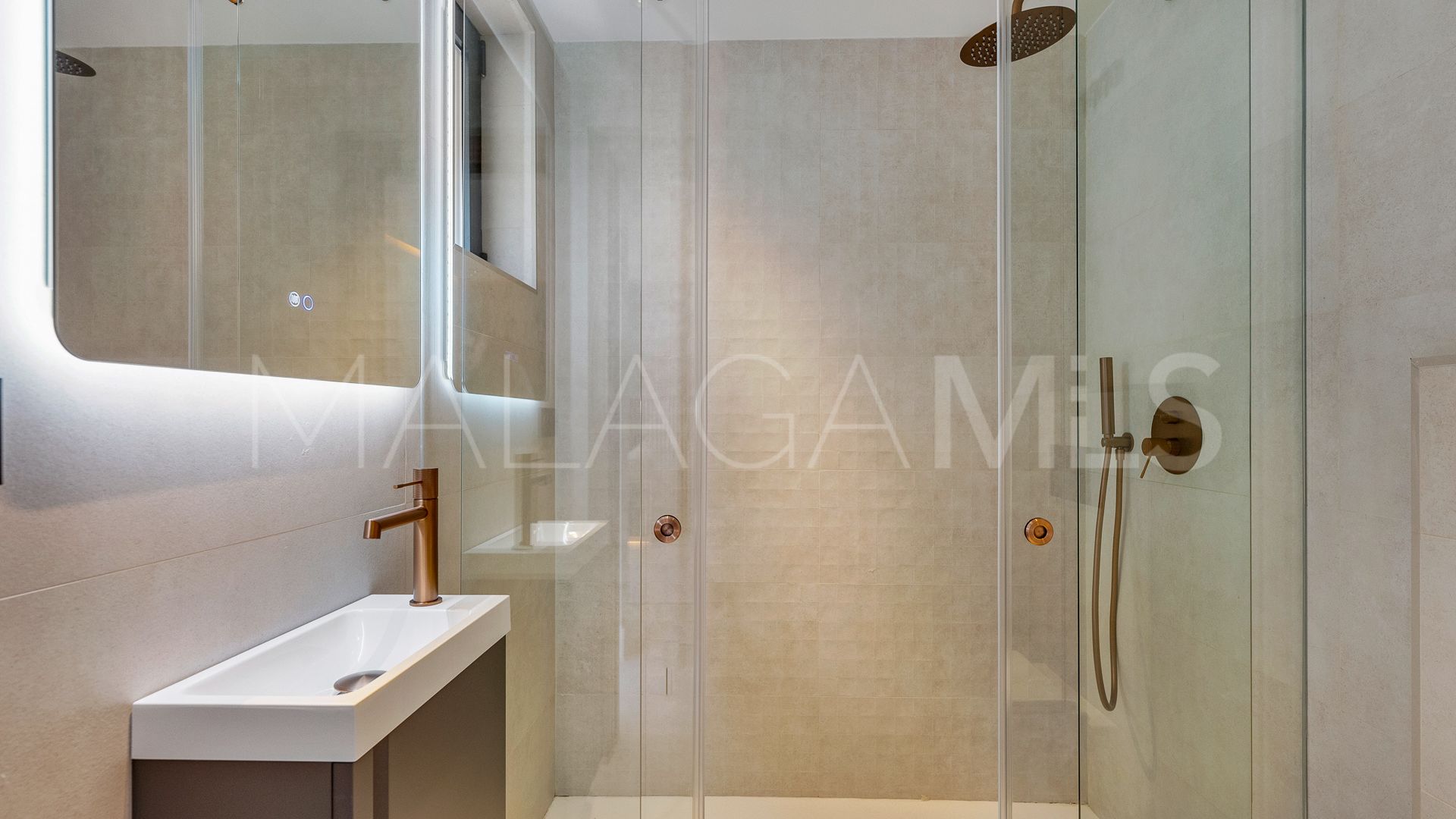 Adosado for sale in Marbella - Puerto Banus