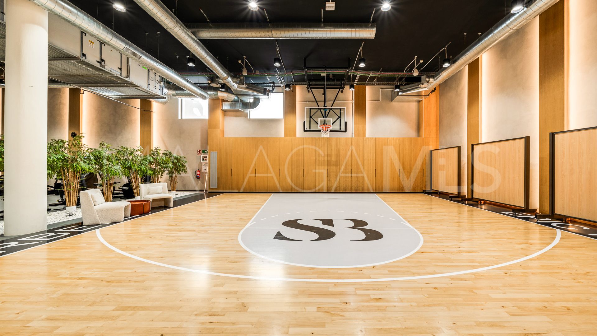 Tvåvåningslägenhet for sale in Marbella Golden Mile