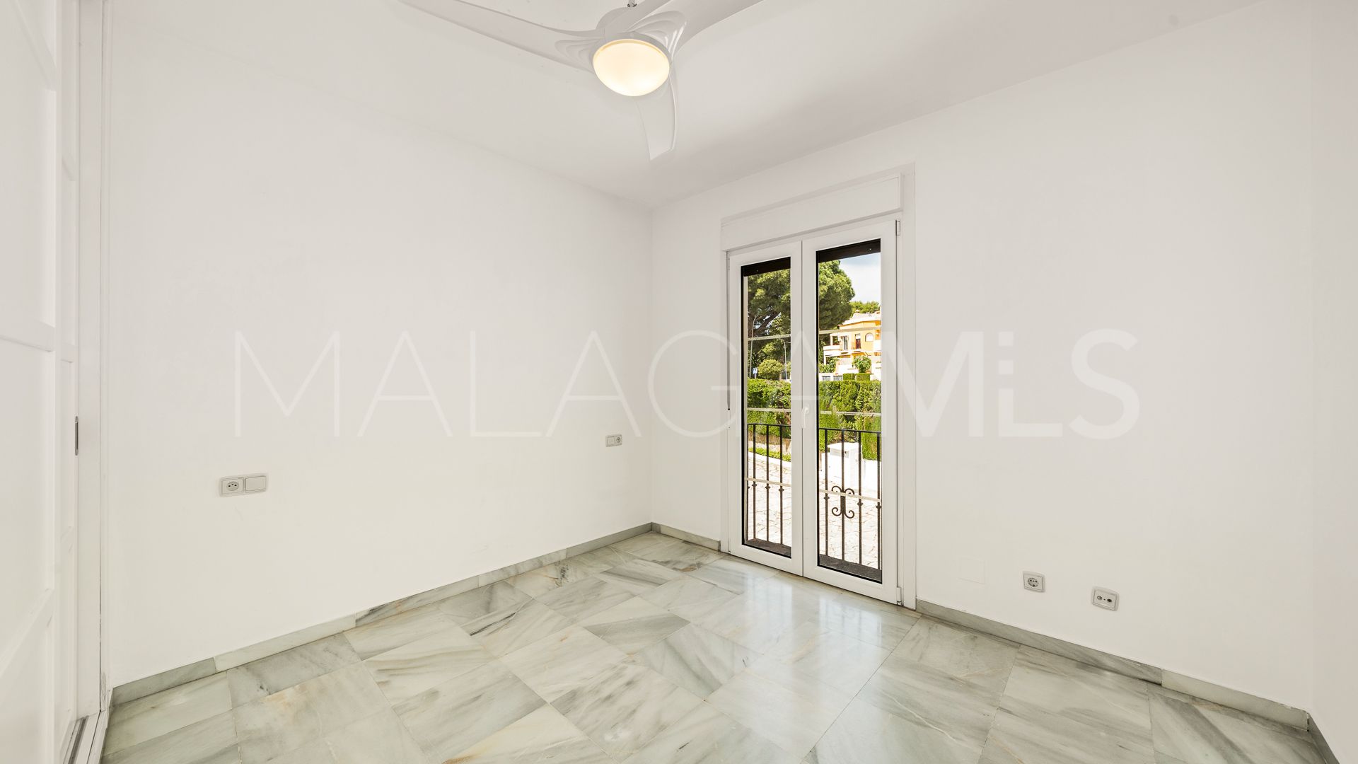 Parhus for sale in Nagüeles