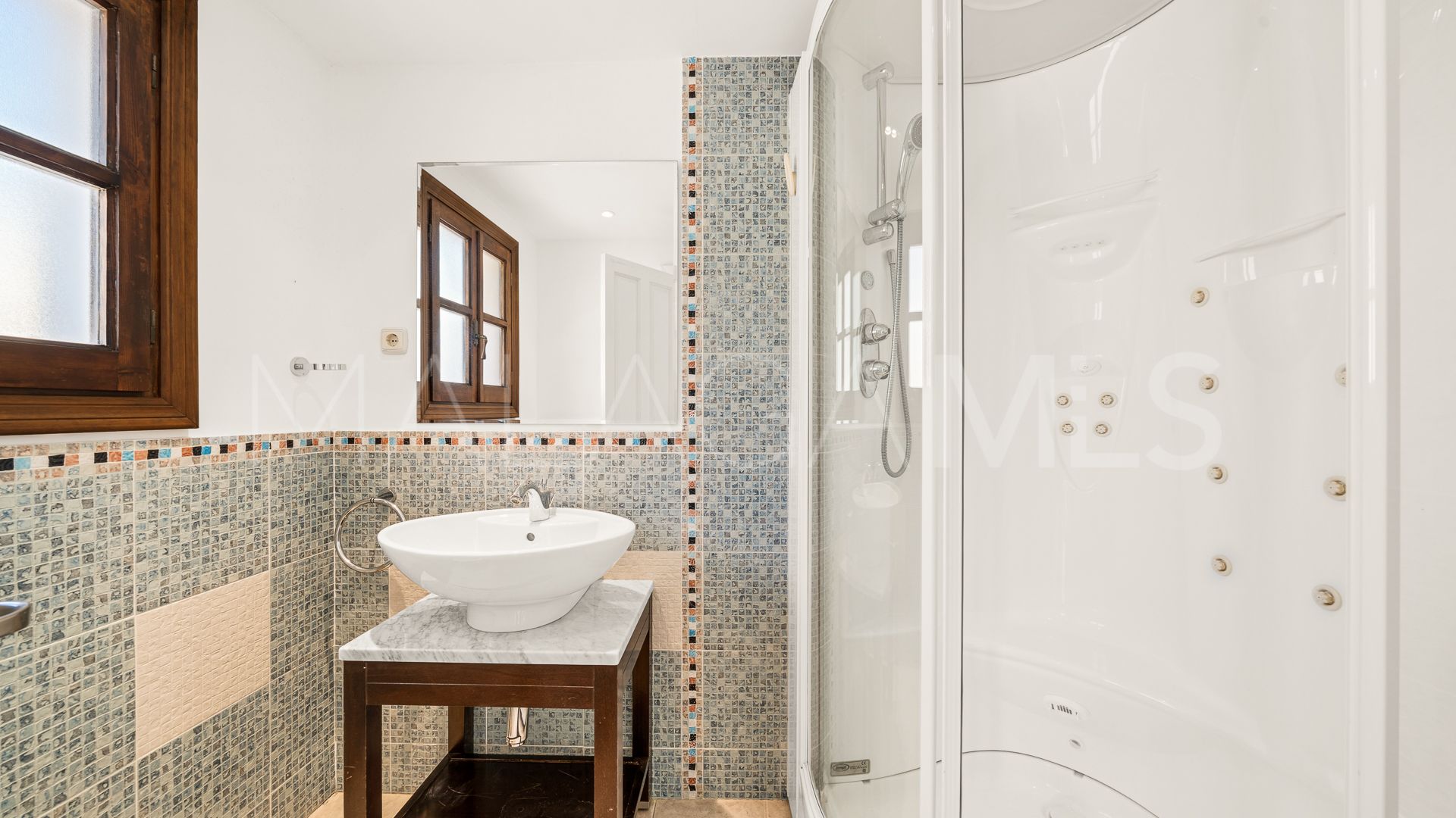 Parhus for sale in Nagüeles