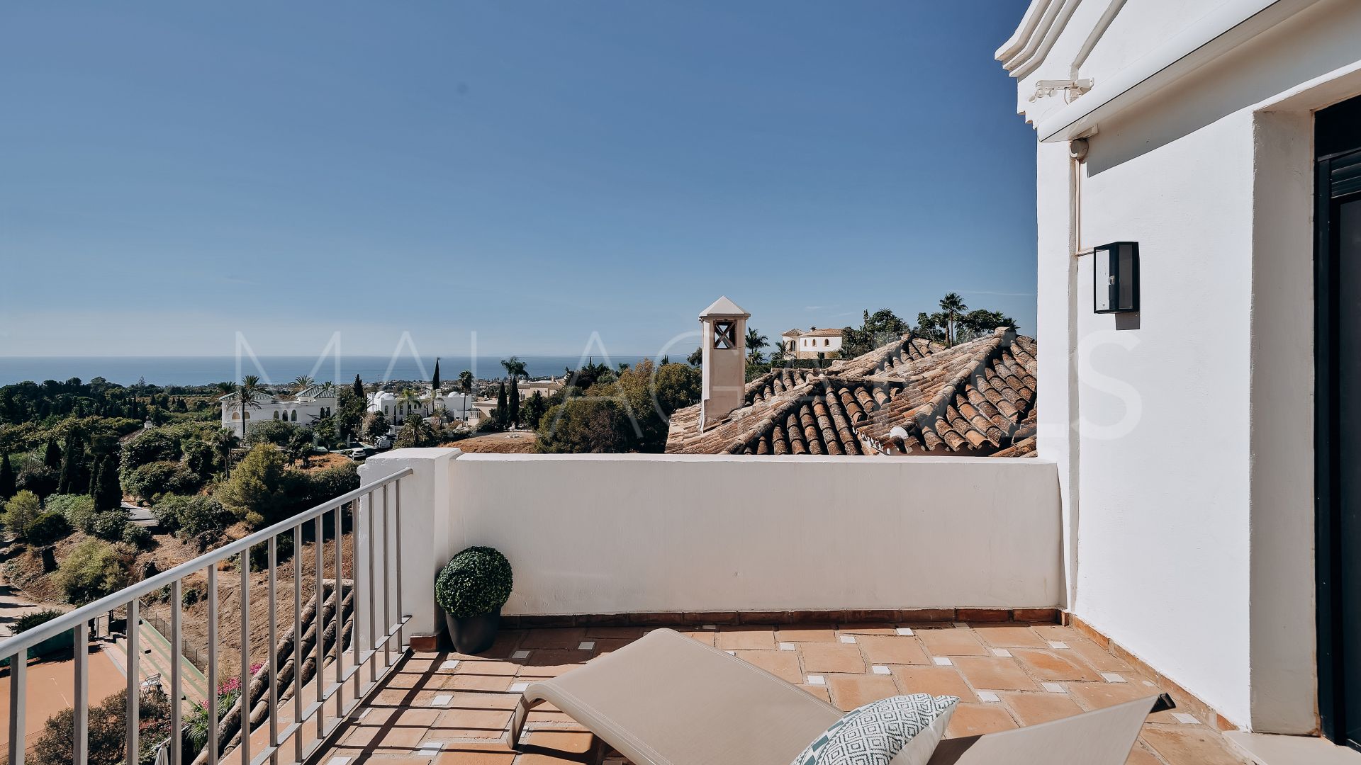 Buy adosado in Marbella Hill Club de 4 bedrooms