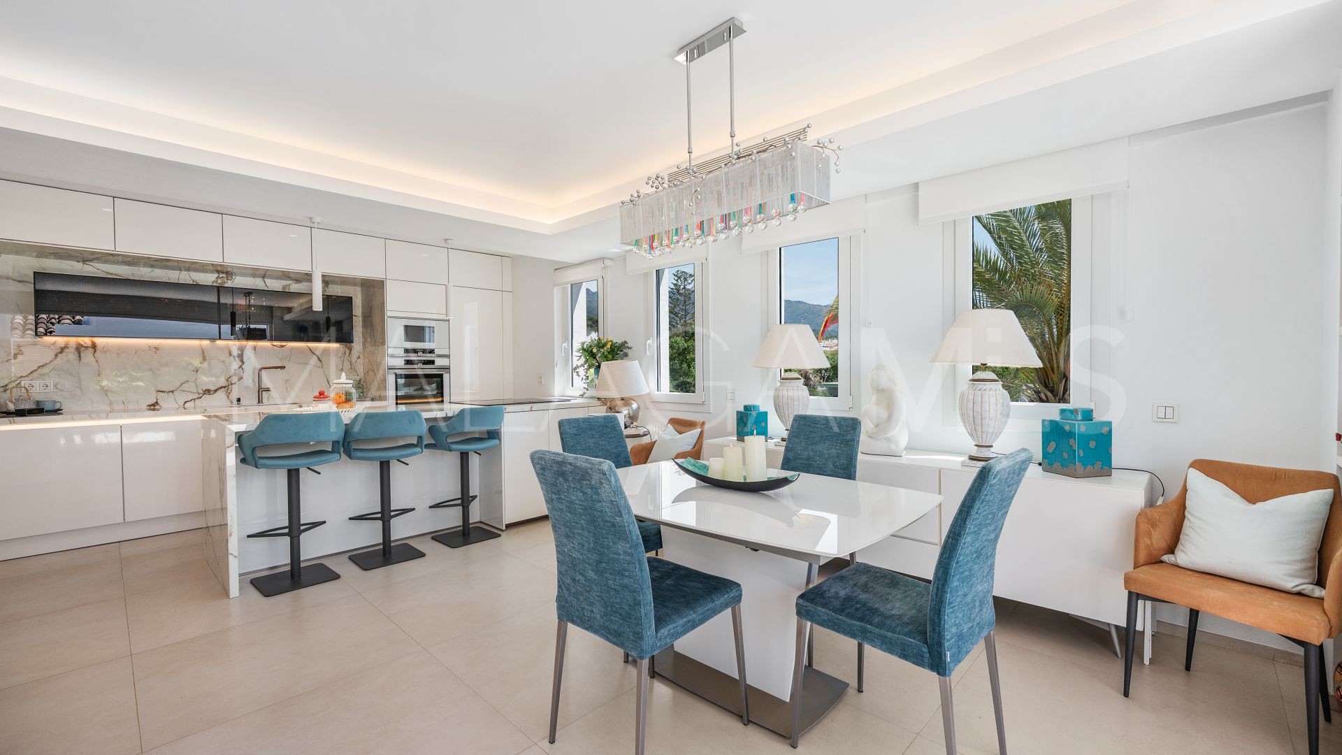 Penthaus for sale in Beach Side Golden Mile