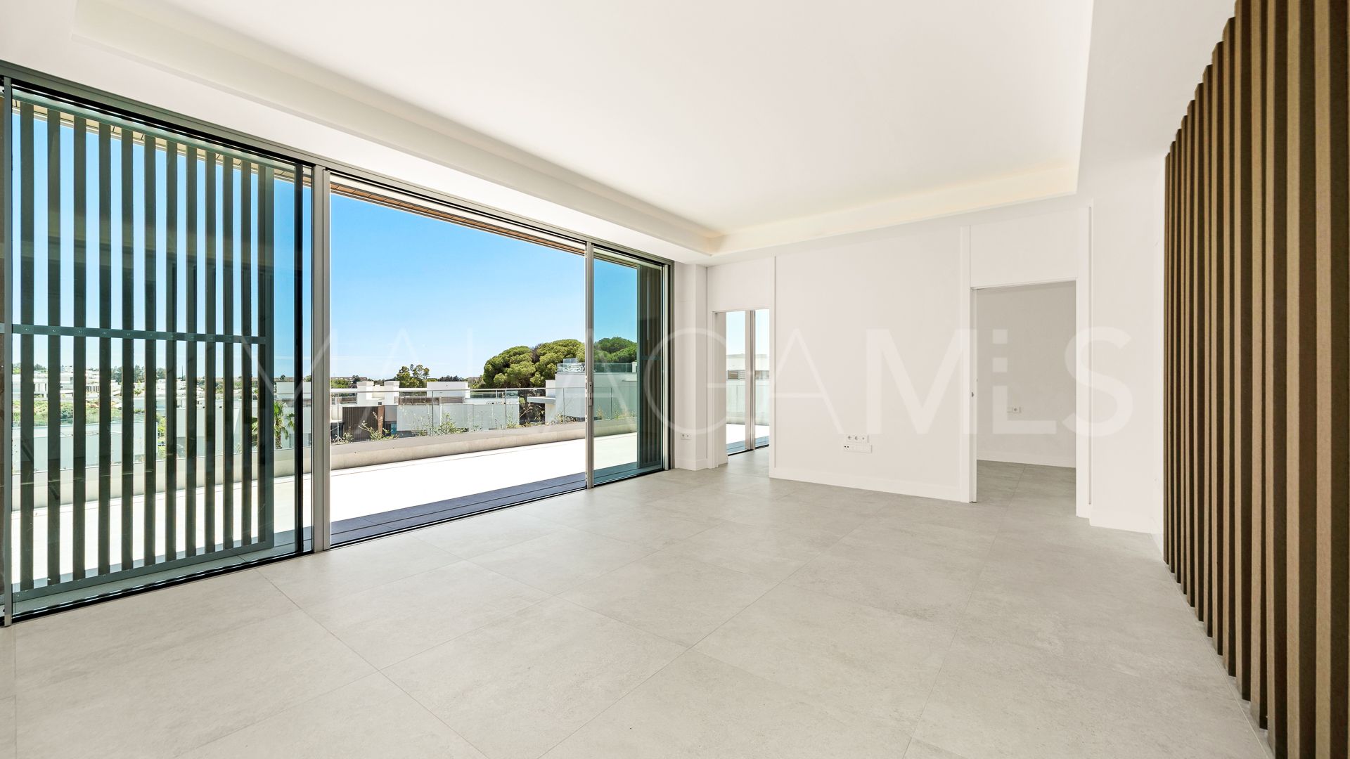Penthouse with 4 bedrooms for sale in Los Monteros