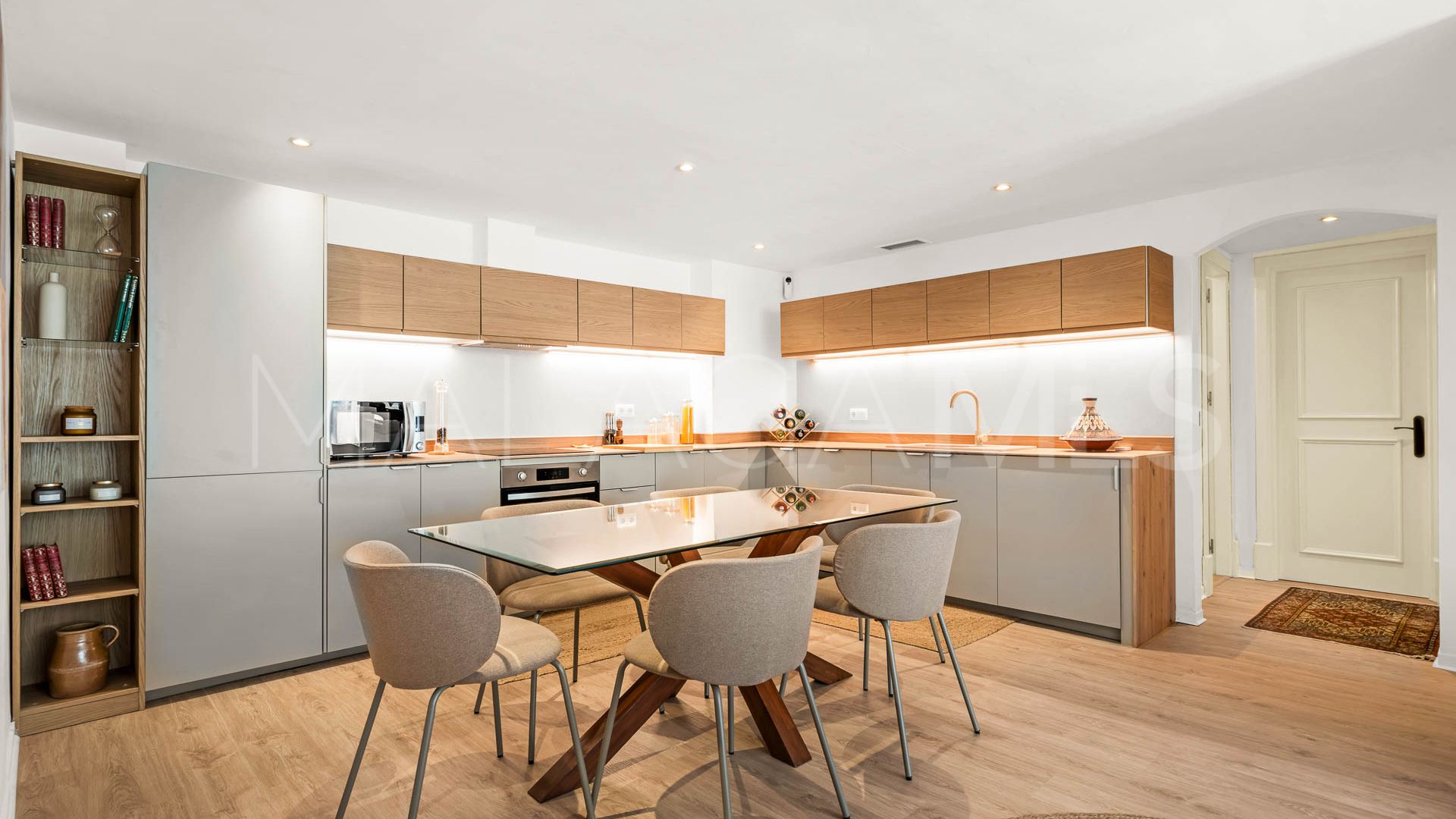 Lägenhet for sale in Nueva Andalucia