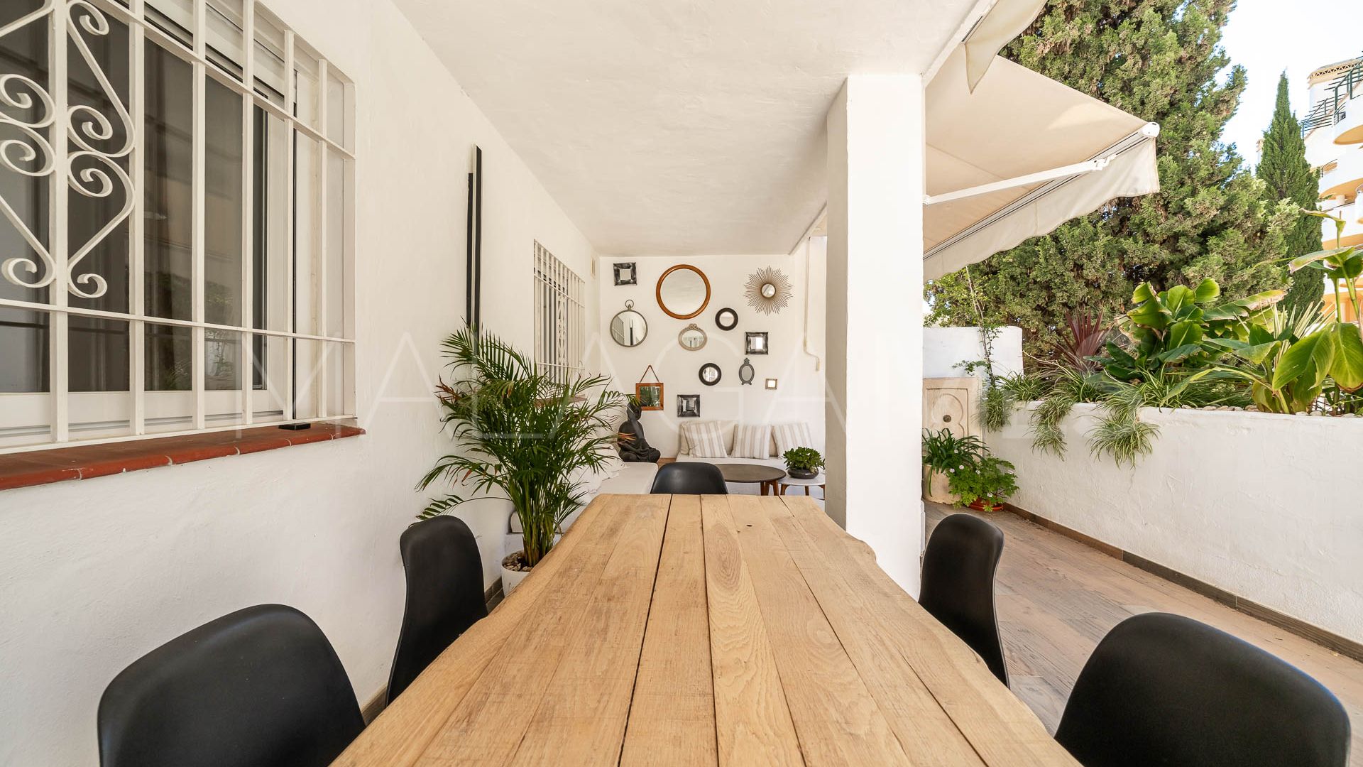 Lägenhet for sale in Nueva Andalucia