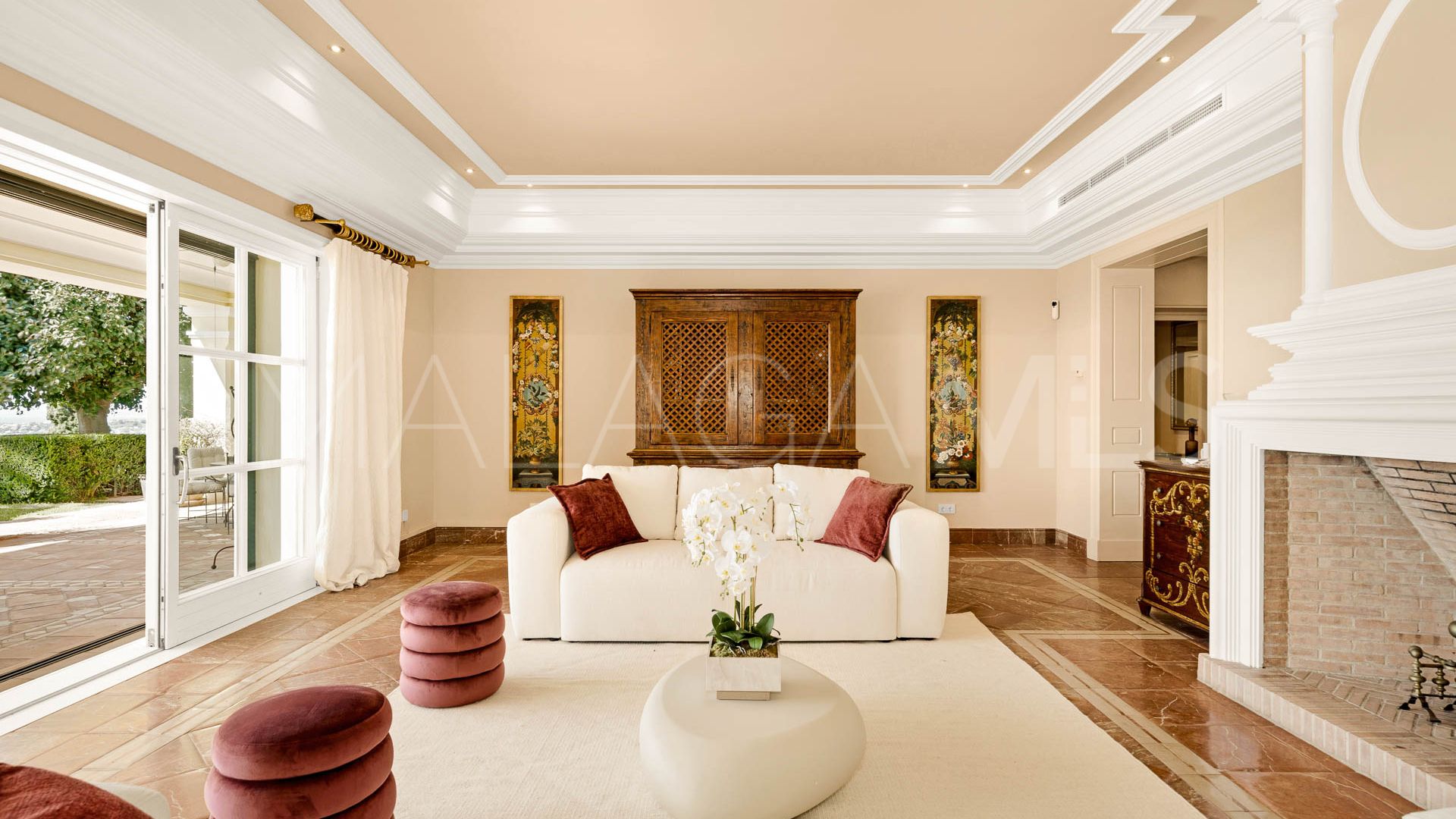 For sale villa in Marbella Hill Club with 7 bedrooms