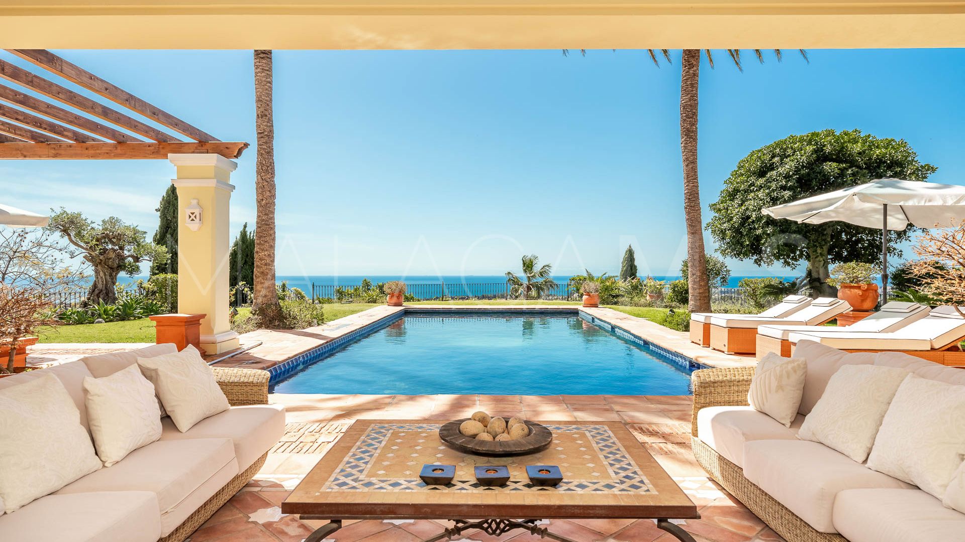 For sale villa in Marbella Hill Club with 7 bedrooms