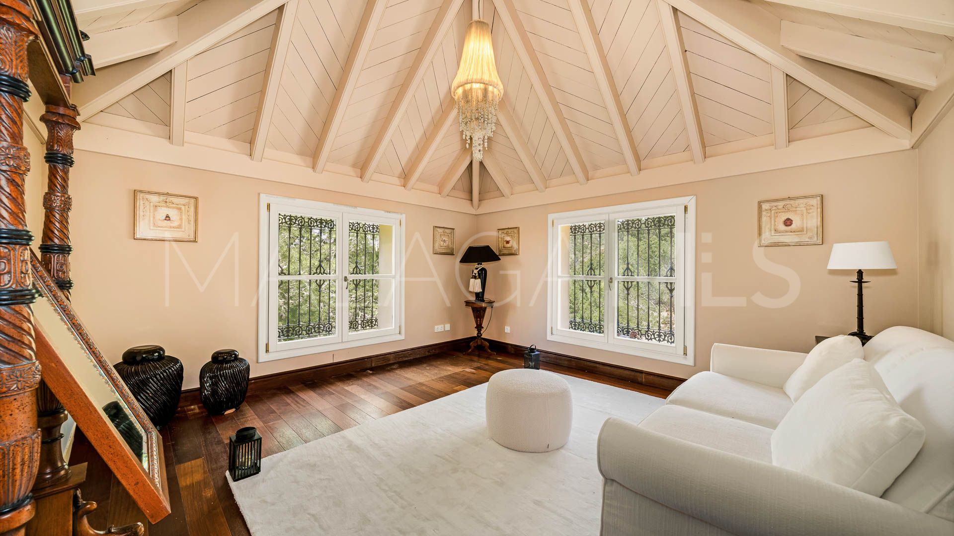 For sale villa in Marbella Hill Club with 7 bedrooms