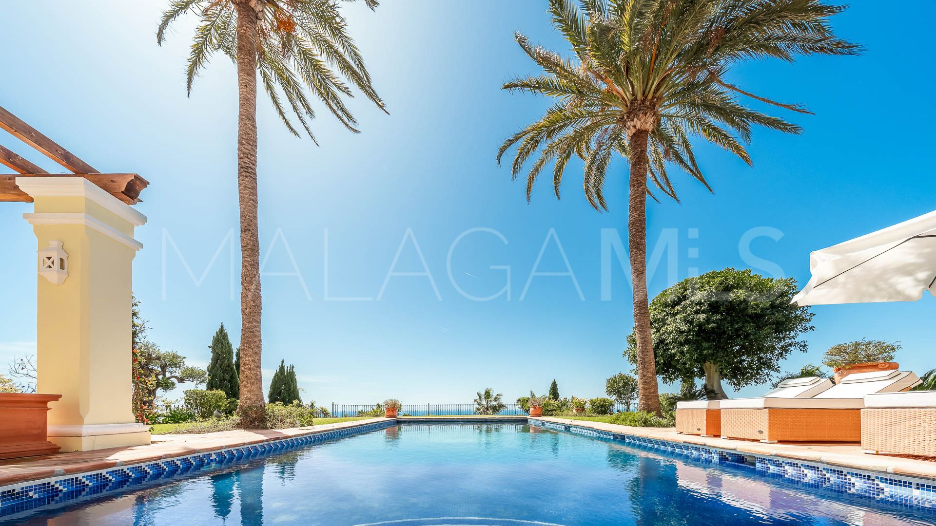 For sale villa in Marbella Hill Club with 7 bedrooms