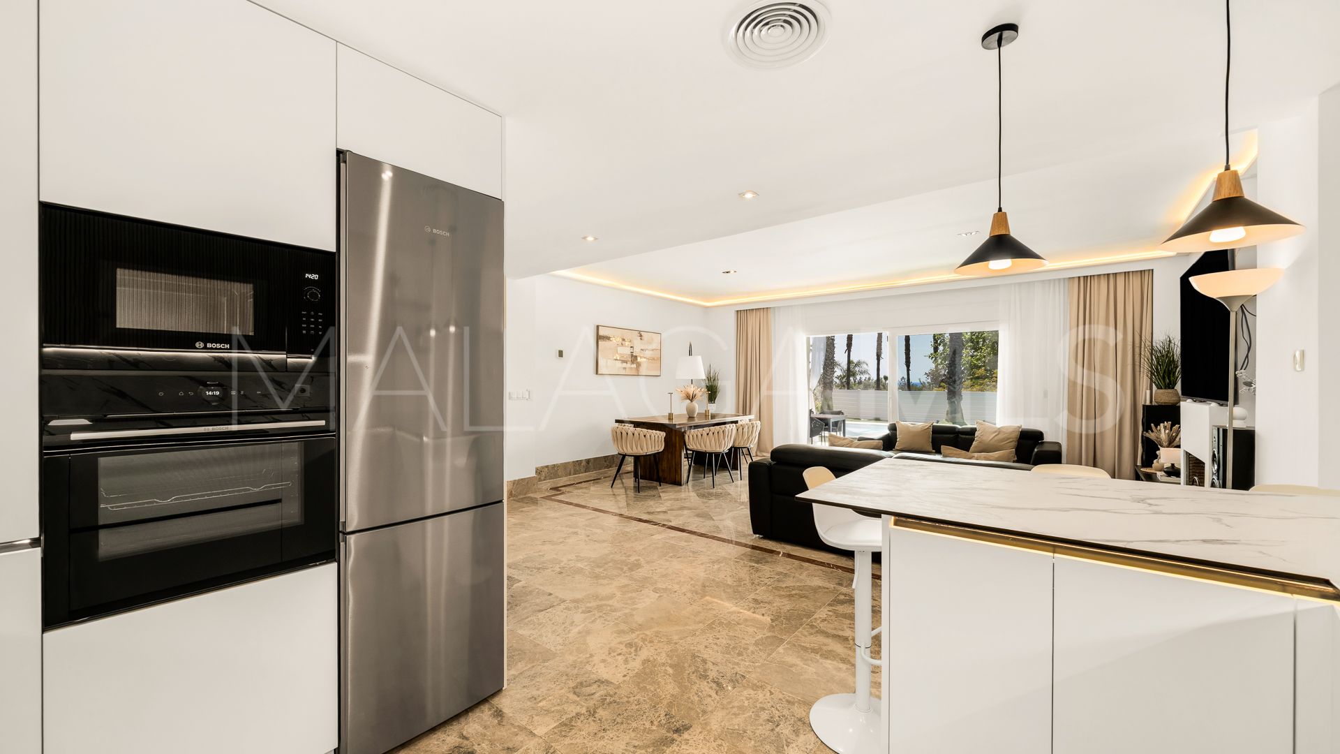 Doppelhaushälfte for sale in Los Monteros