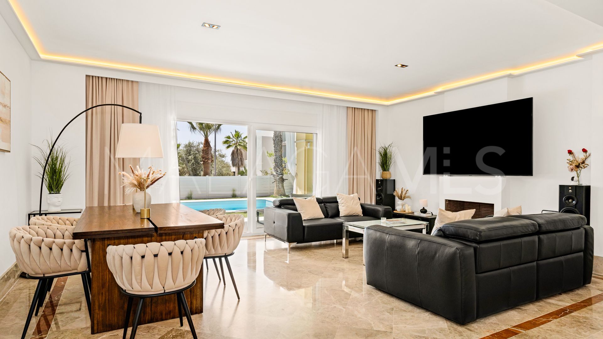 Doppelhaushälfte for sale in Los Monteros