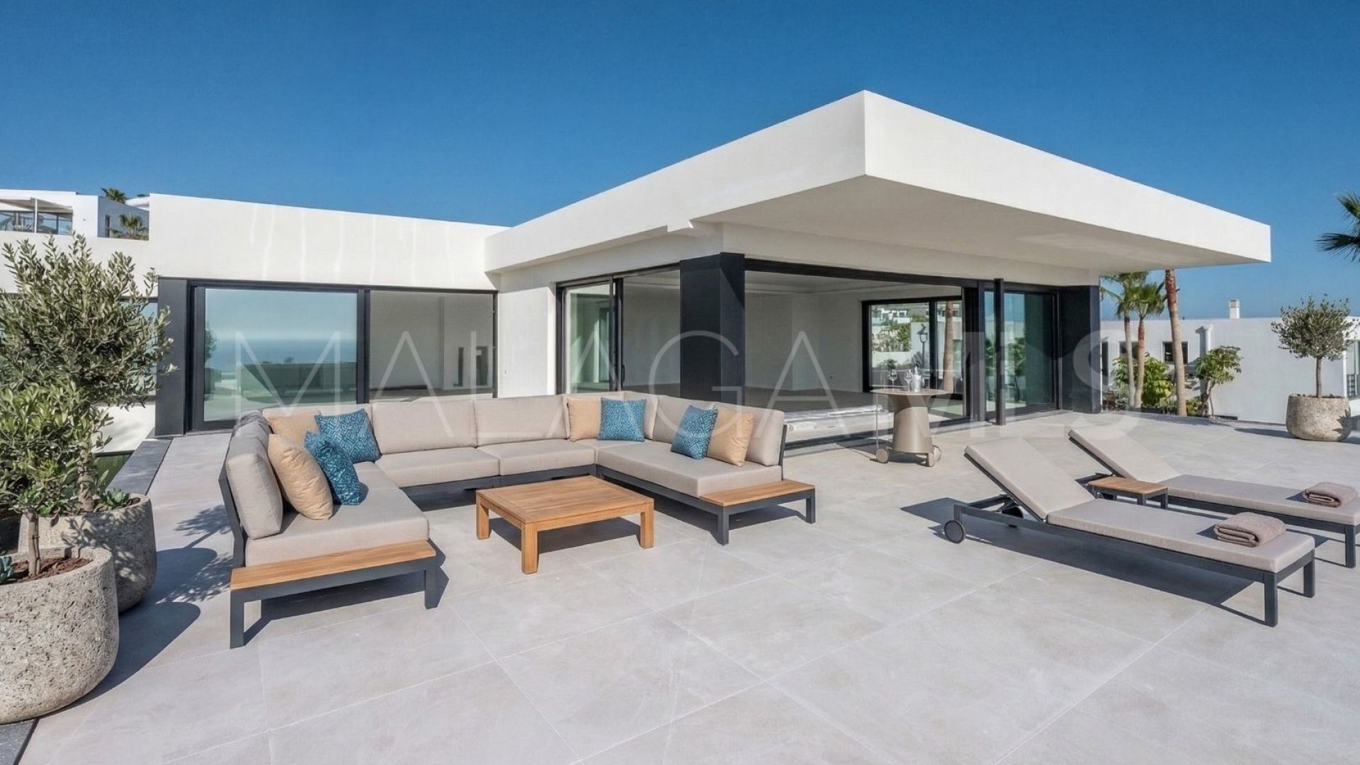 Villa for sale in Cabopino