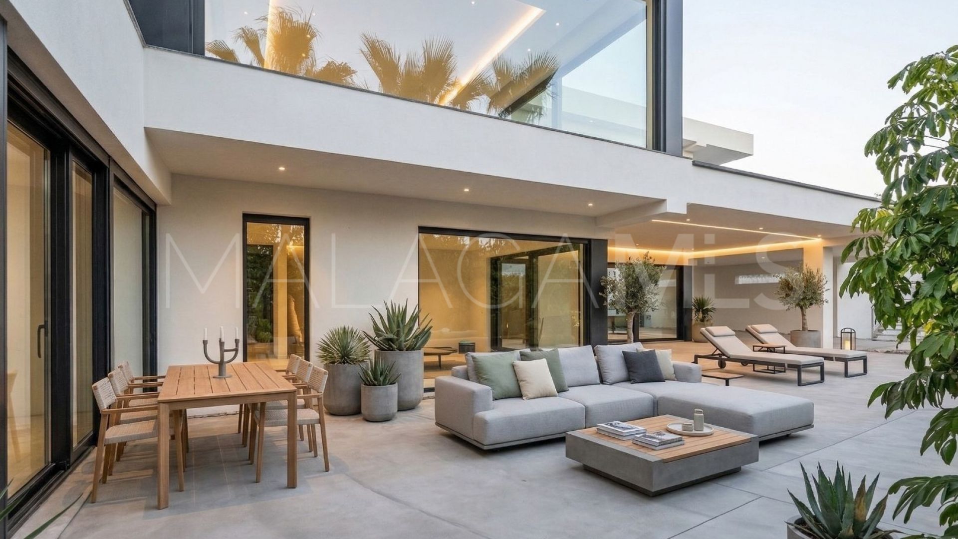 Villa for sale in Cabopino